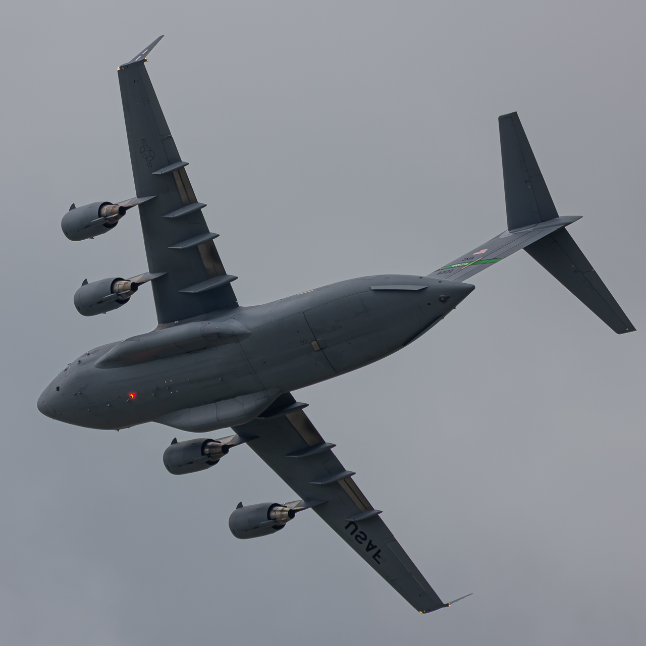 Full size: USAF - United States Air Force Boeing C-17 Globemaster III 95-0106 at James M Cox Dayton International Airport