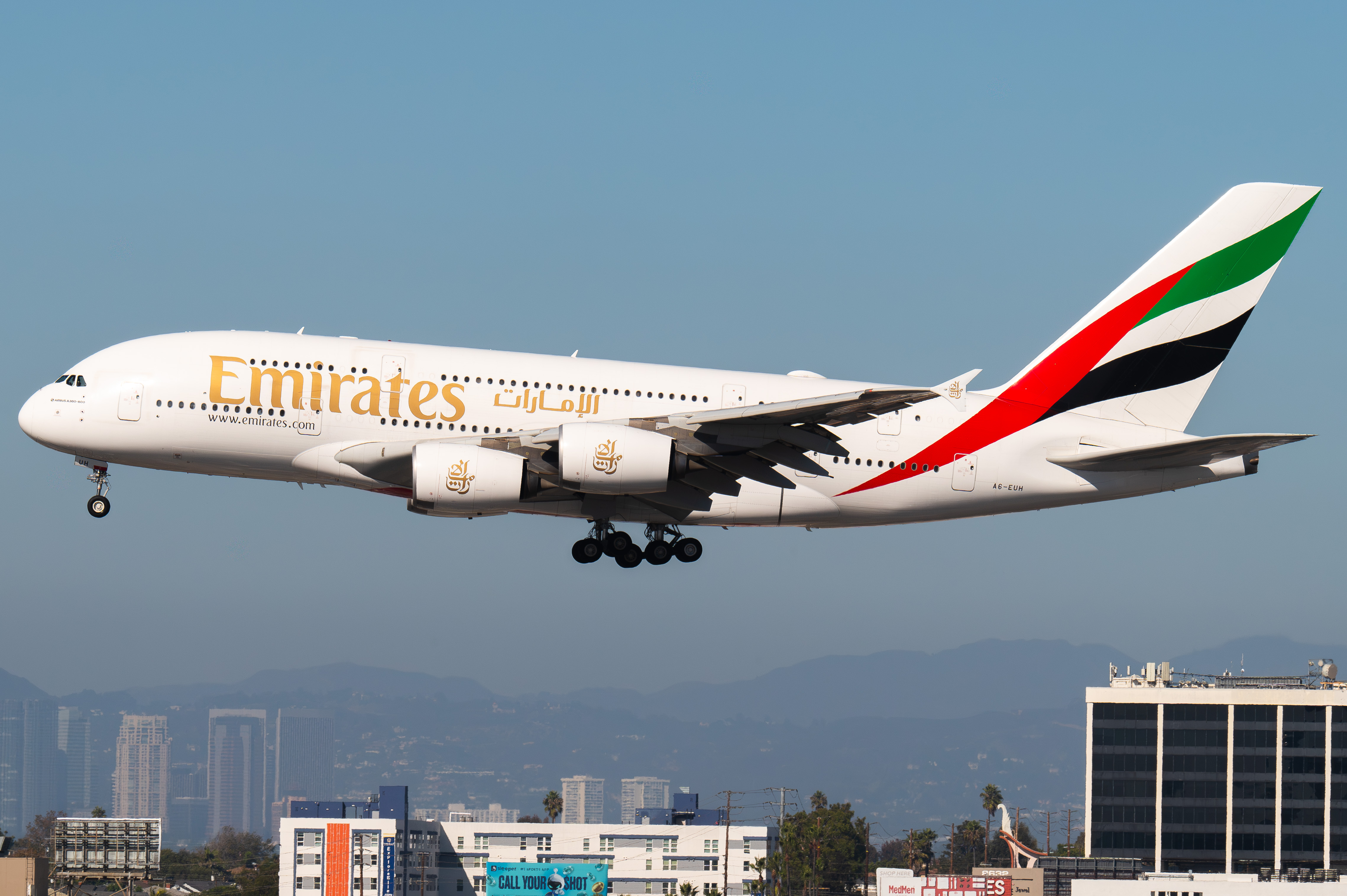 Full size: Emirates Airbus A380-800 A6-EUH at Los Angeles International Airport