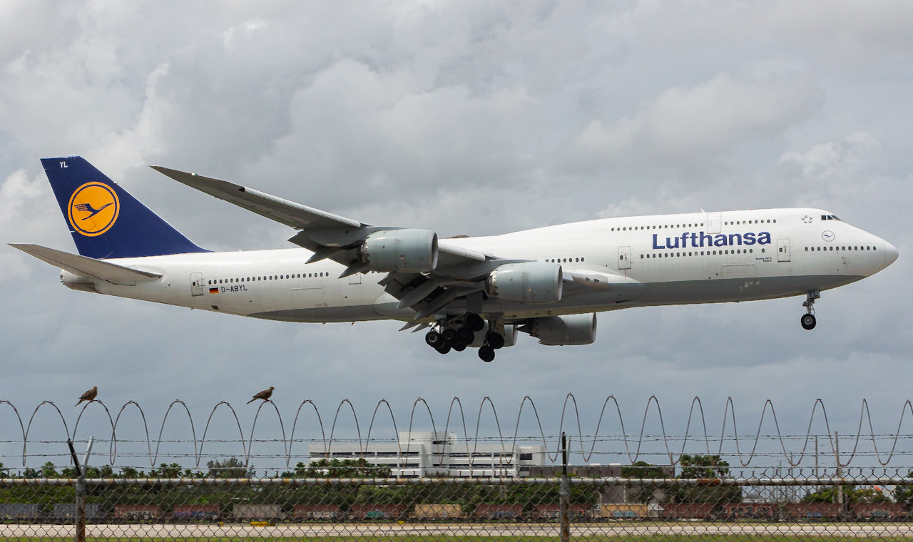 Full size: Lufthansa Boeing 747-8i D-ABYL at Miami International Airport