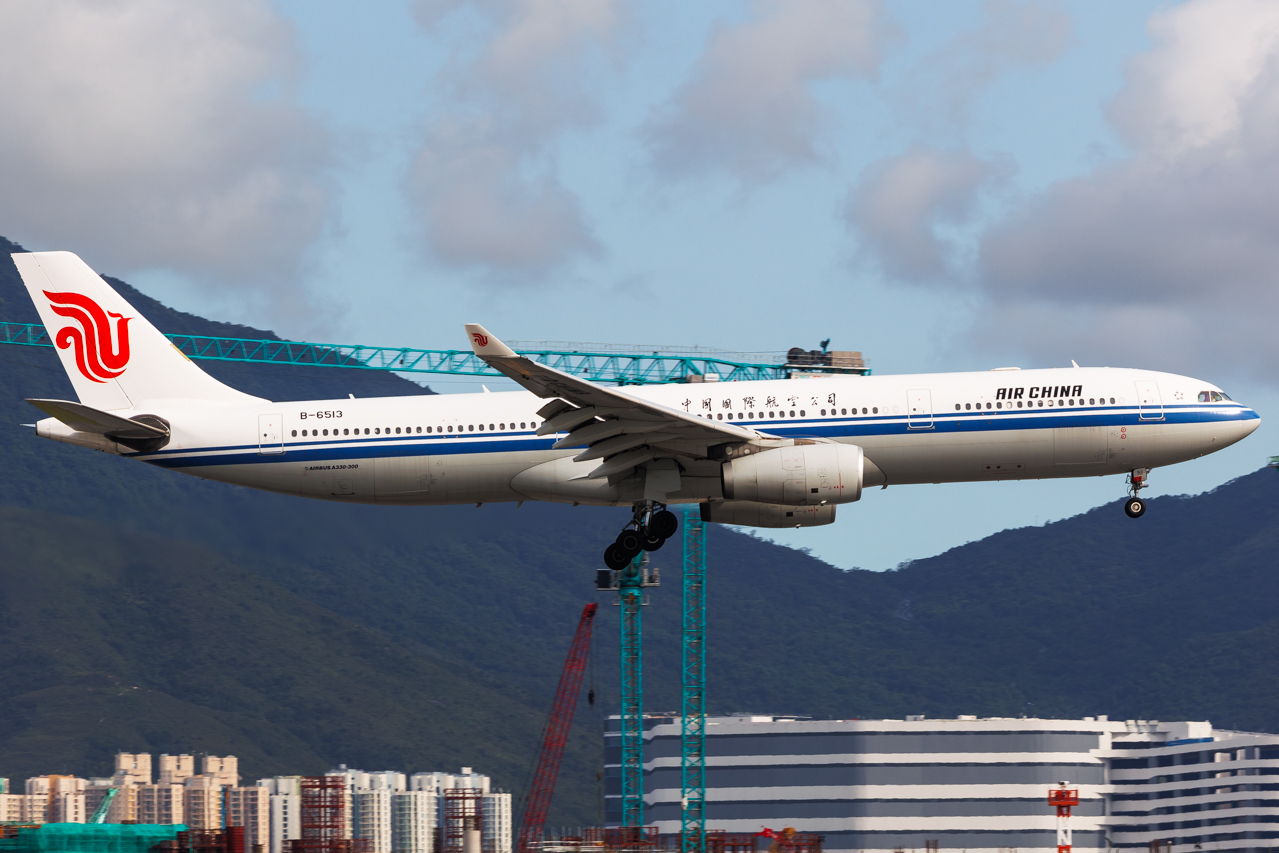 Full size: Air China Airbus A330-300 B-6513 at Hong Kong International Airport