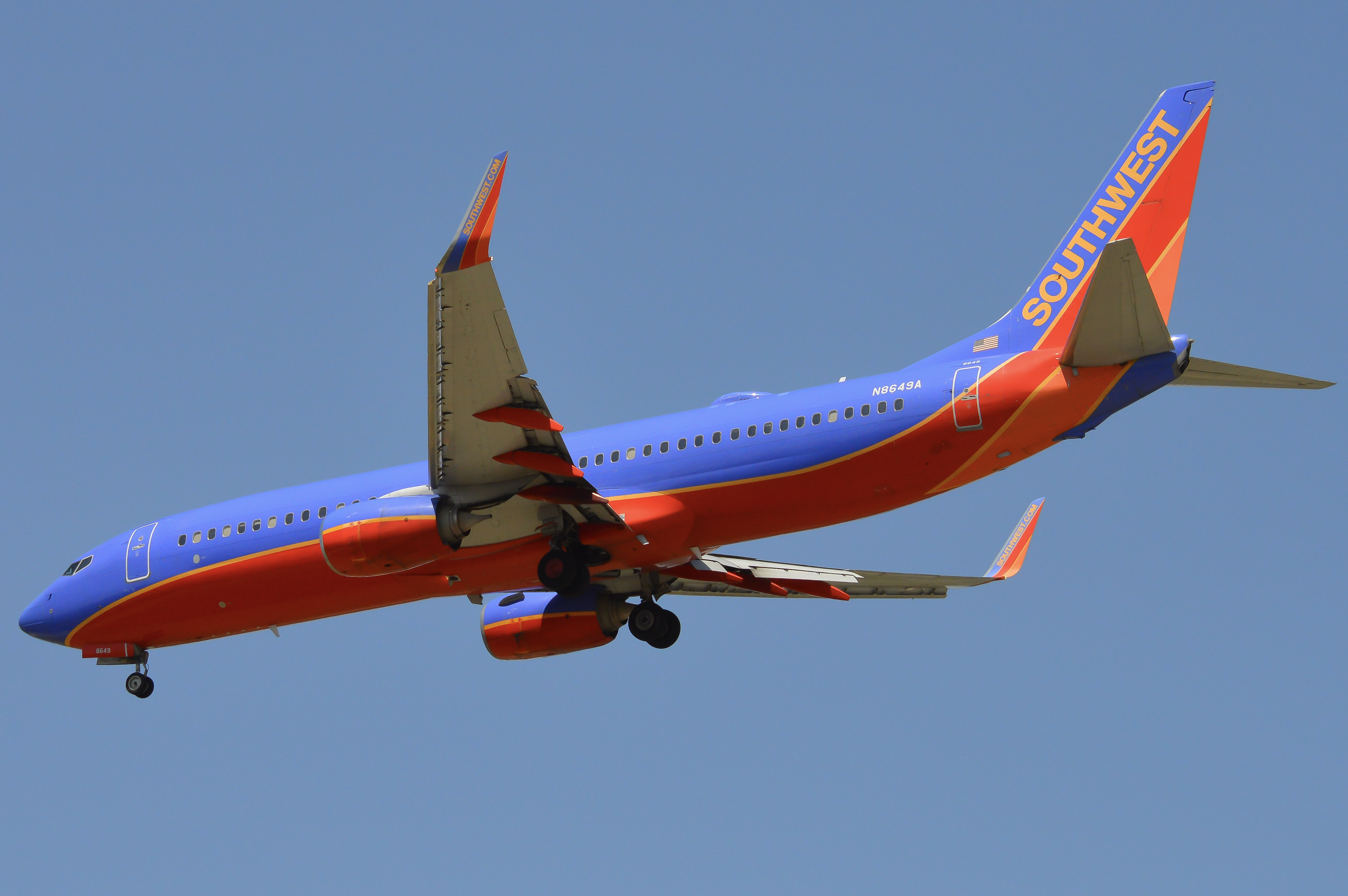 Full size: Southwest Airlines Boeing 737-800 N8649A at Baltimore/Washington International Thurgood Marshall Airport