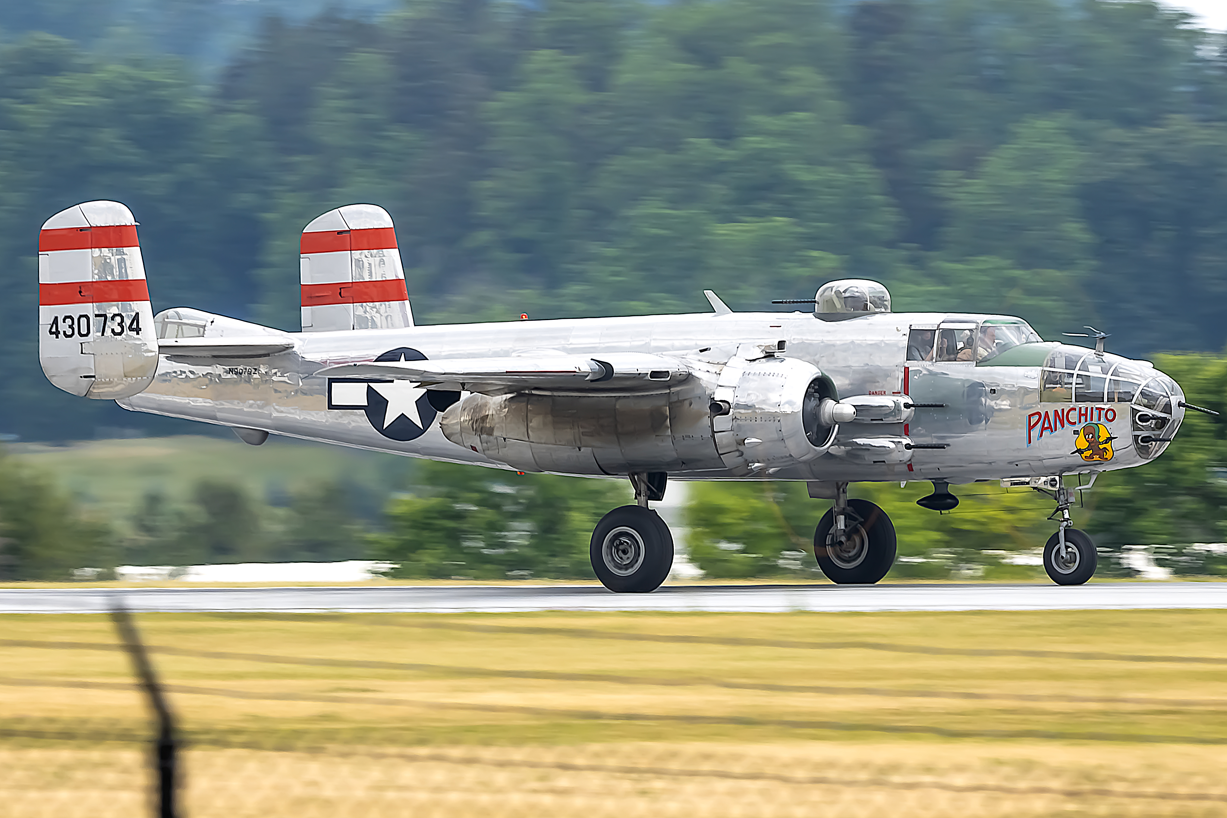 Full size: PRIVATE  North American B-25 Mitchell N9079Z at Reading Regional Airport/Carl A Spaatz Field