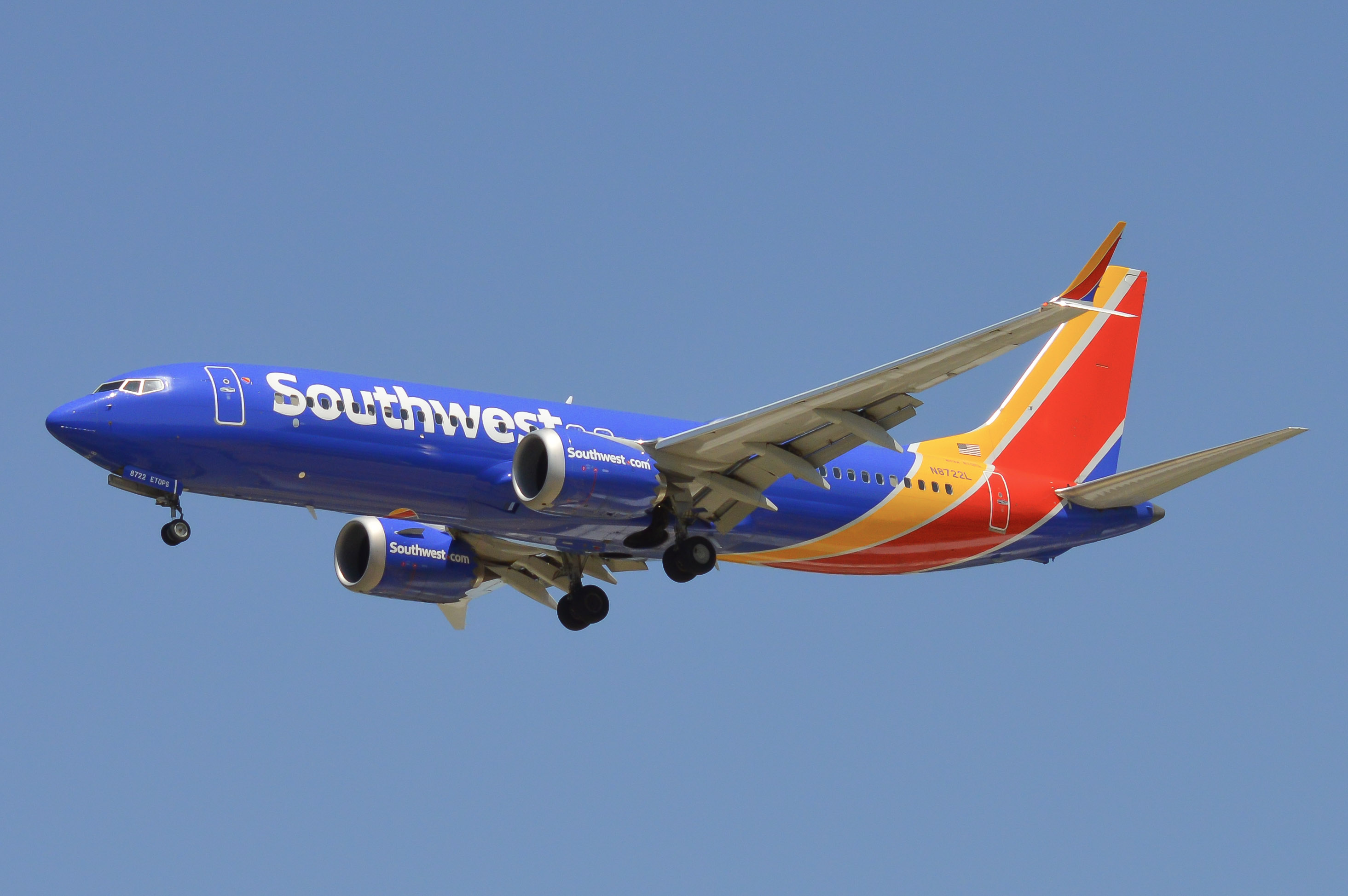 Full size: Southwest Airlines Boeing 737 MAX 8 N8722L at Baltimore/Washington International Thurgood Marshall Airport