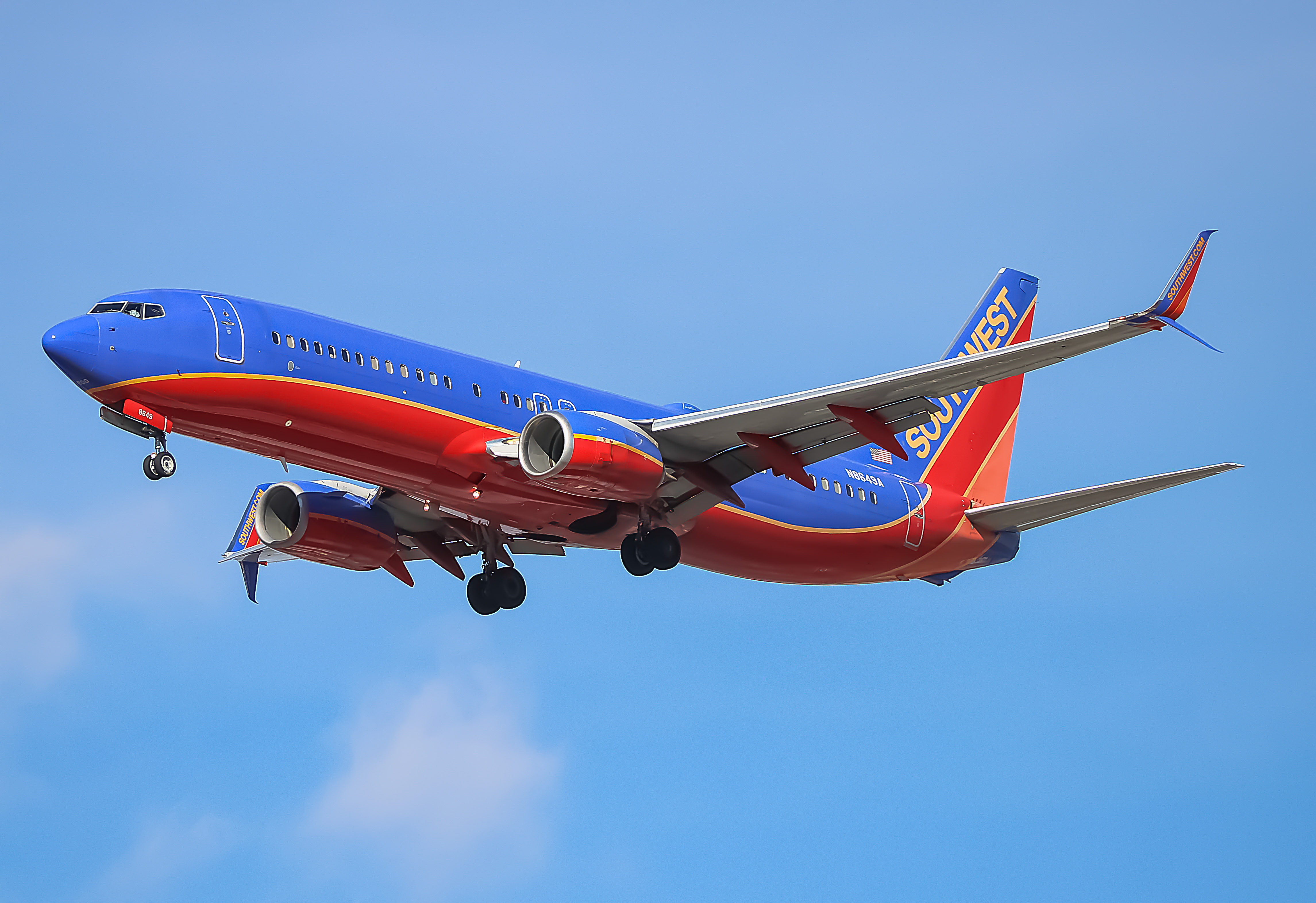Full size: Southwest Airlines Boeing 737-800 N8649A at Baltimore/Washington International Thurgood Marshall Airport