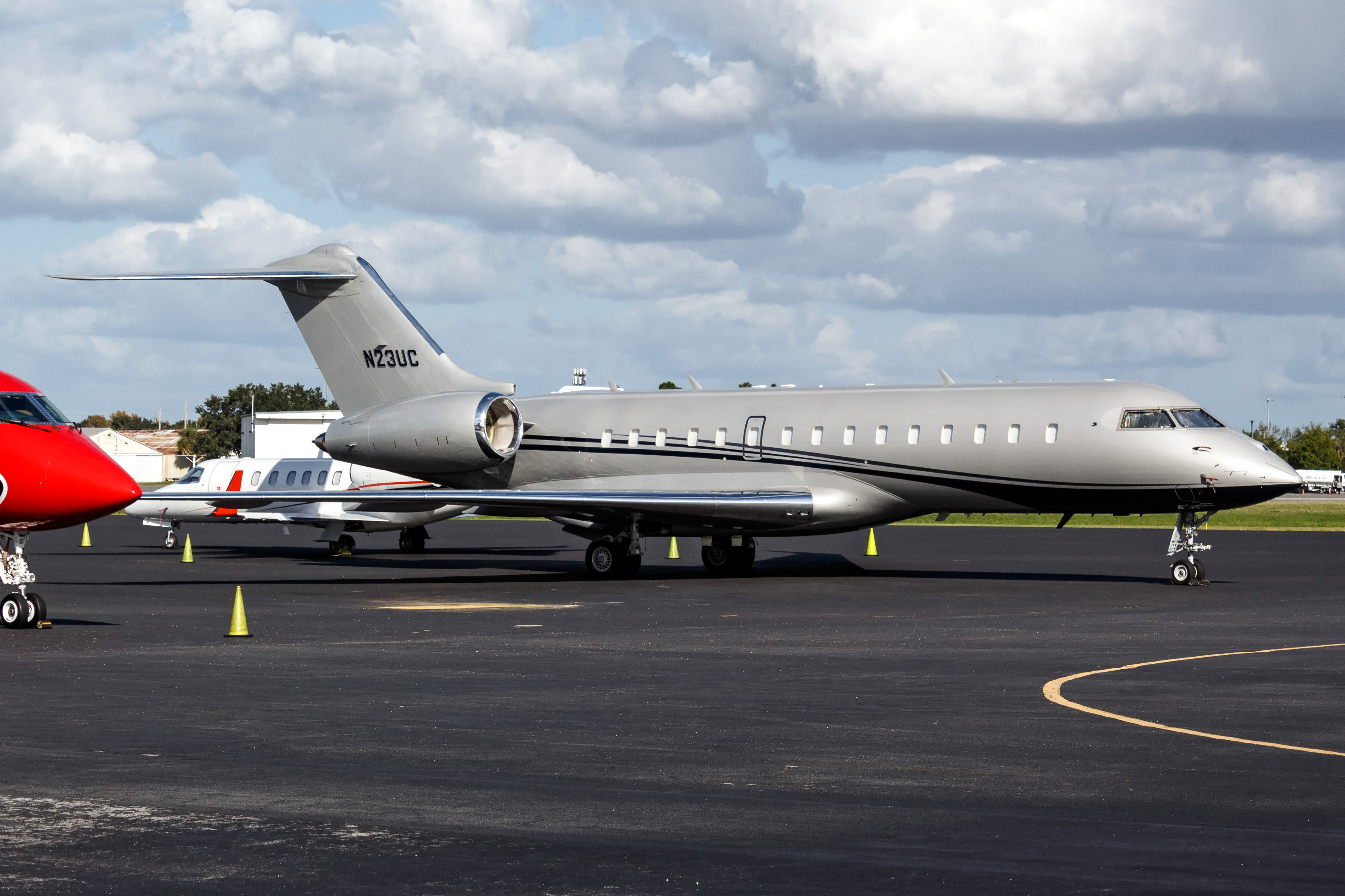 Full size: Bay Equipment LLC Bombardier BD-700 Global Express N23UC at Executive Airport
