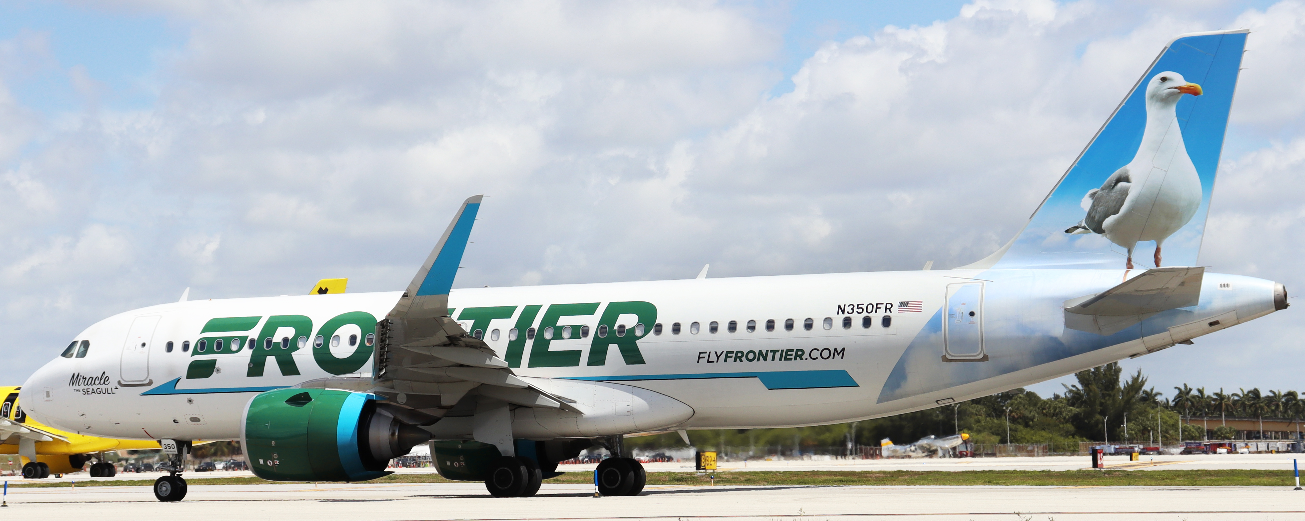 Full size: Frontier Airlines Airbus A320NEO N350FR at Fort Lauderdale/Hollywood International Airport