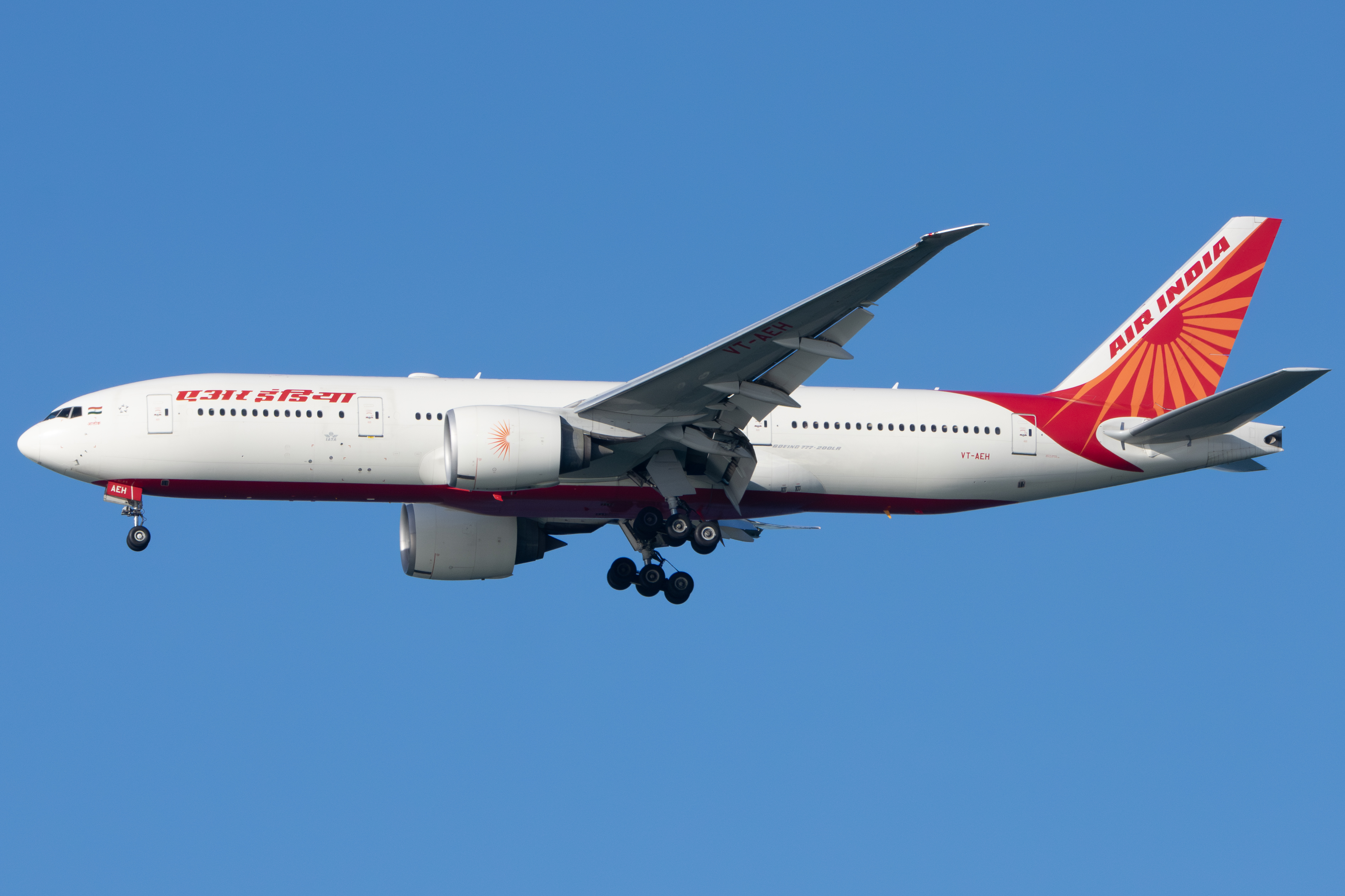 Full size: Air India Boeing 777-200LR VT-AEH at San Francisco International Airport