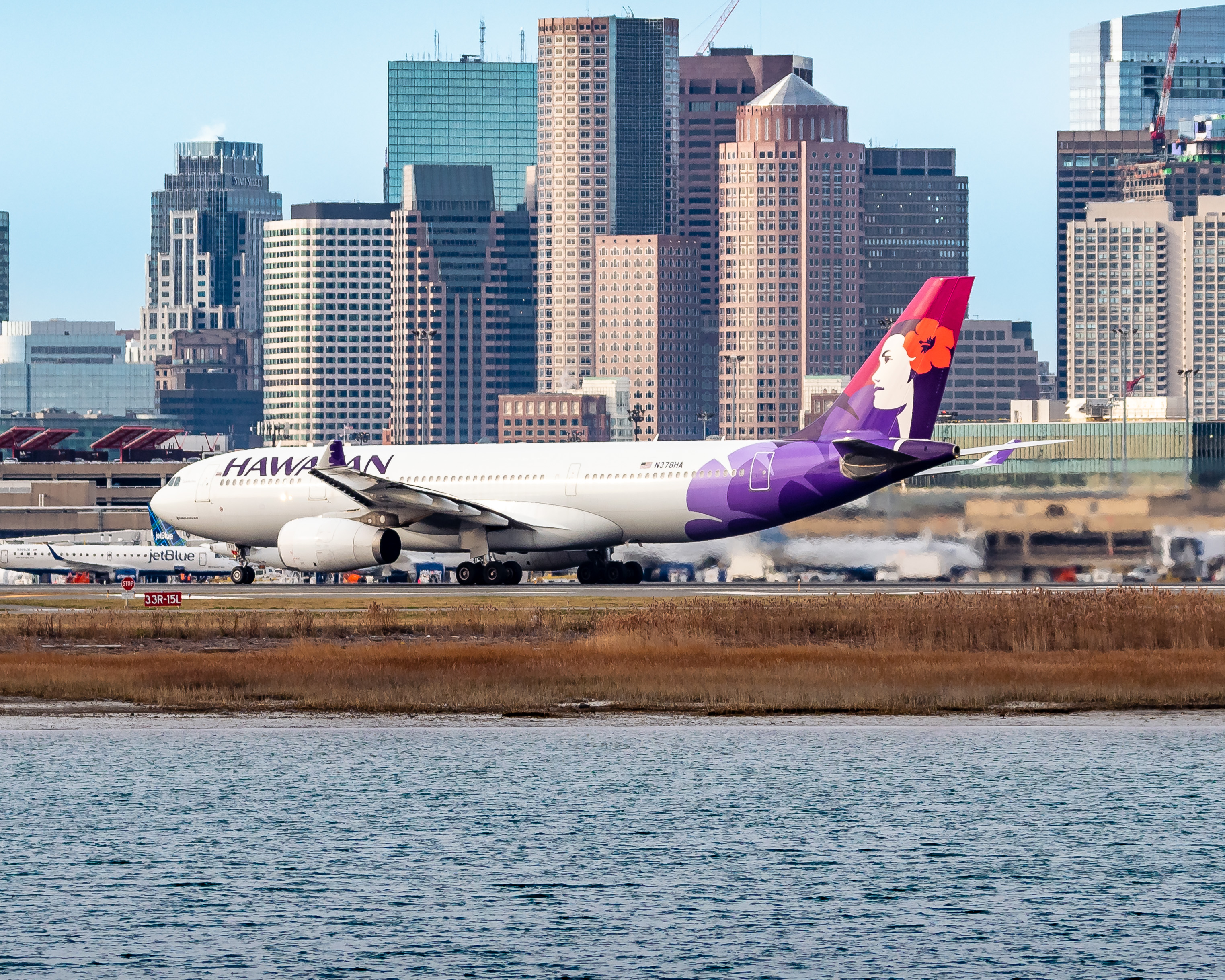 Full size: Hawaiian Airlines Airbus A330-200 N378HA at General Edward Lawrence Logan International Airport