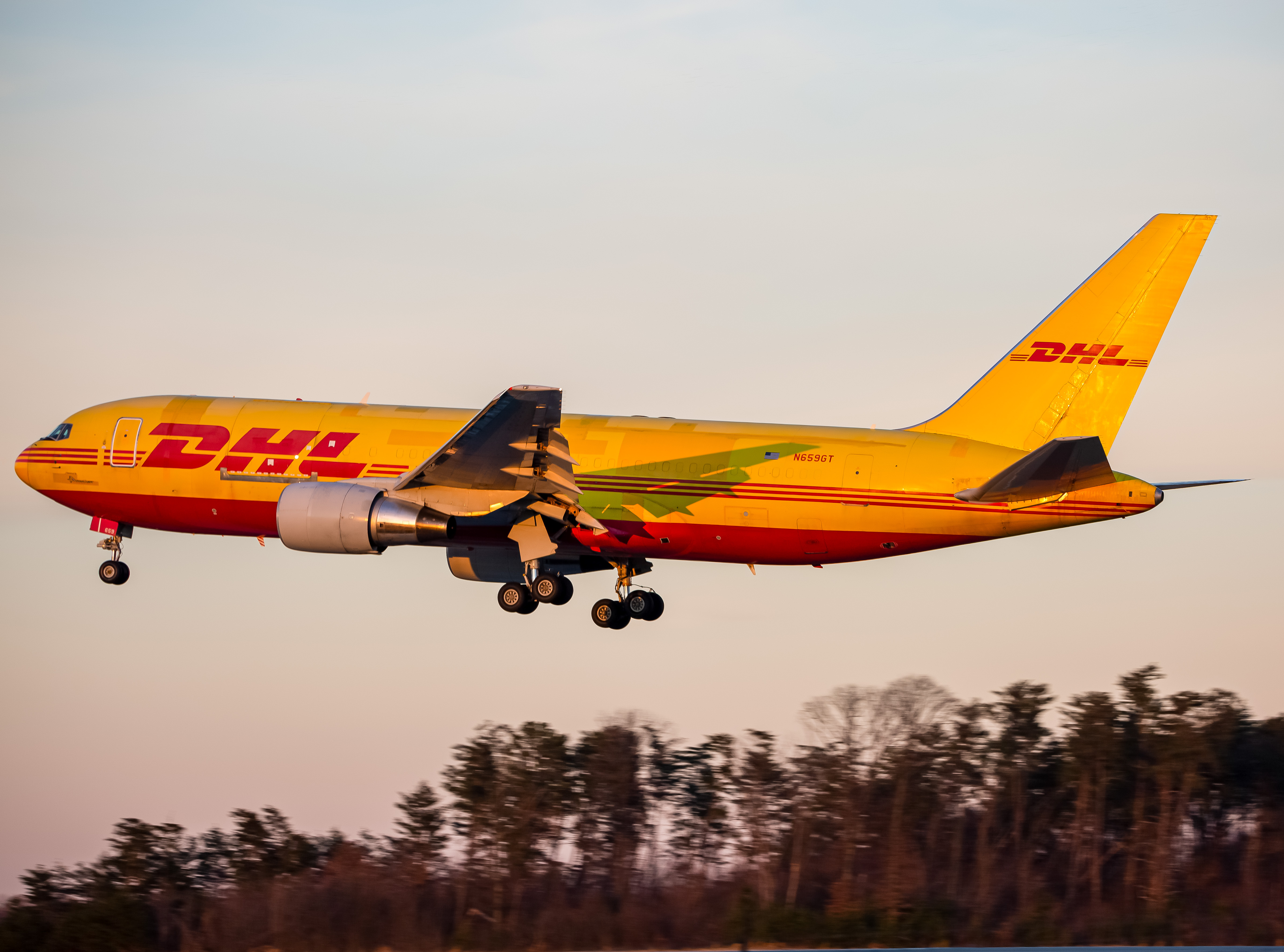 Full size: DHL Boeing 767-200F N659GT at Baltimore/Washington International Thurgood Marshall Airport