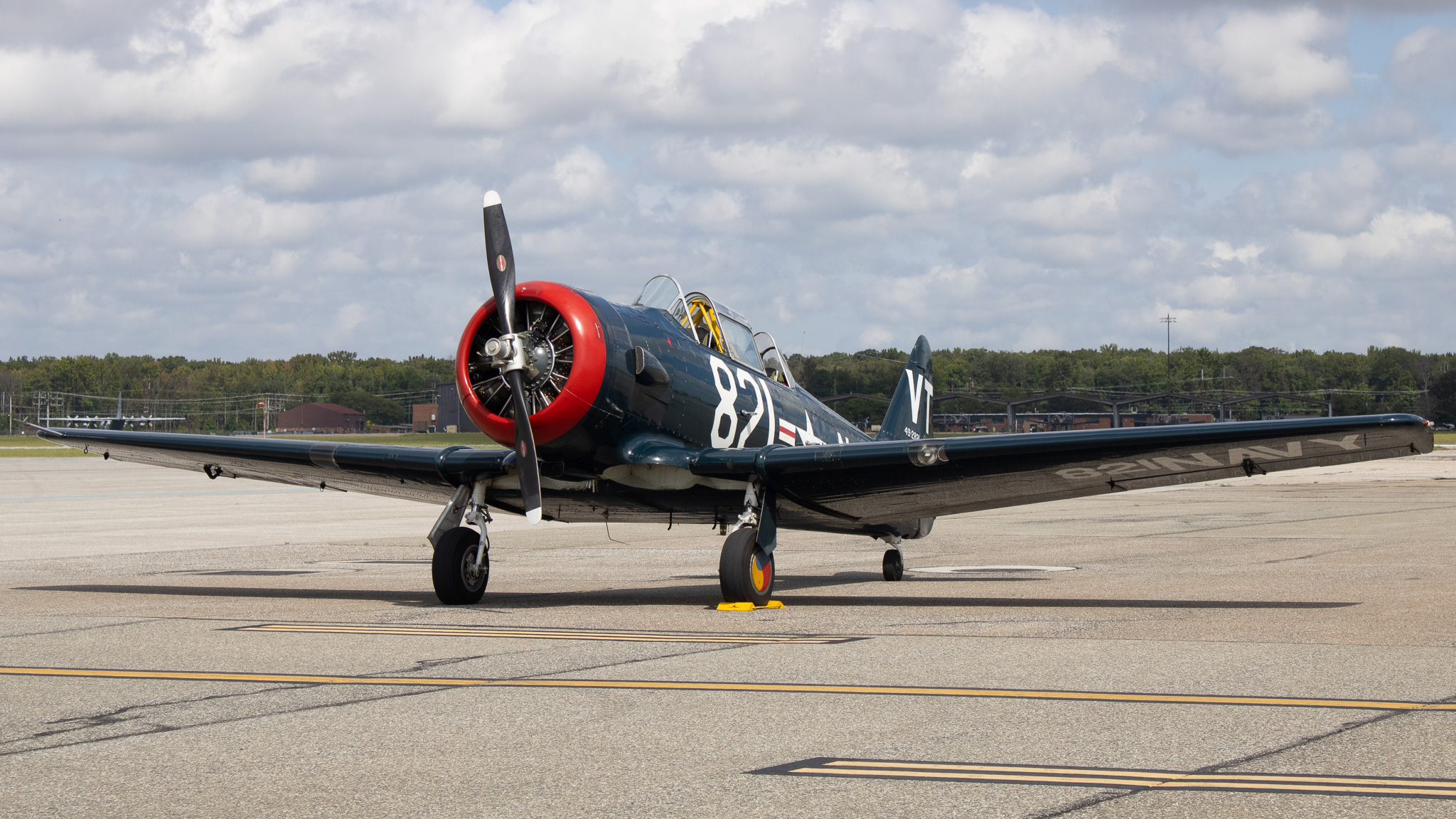 Full size: PRIVATE North American T-6 Texan N66JB at Martin State Airport