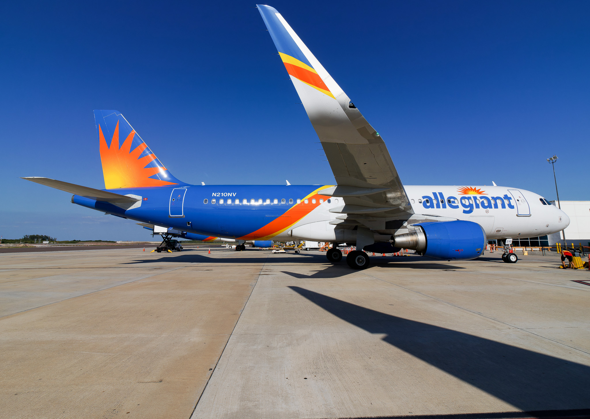Full size: Allegiant Air Airbus A320 N210NV at St. Petersburg Clearwater International Airport