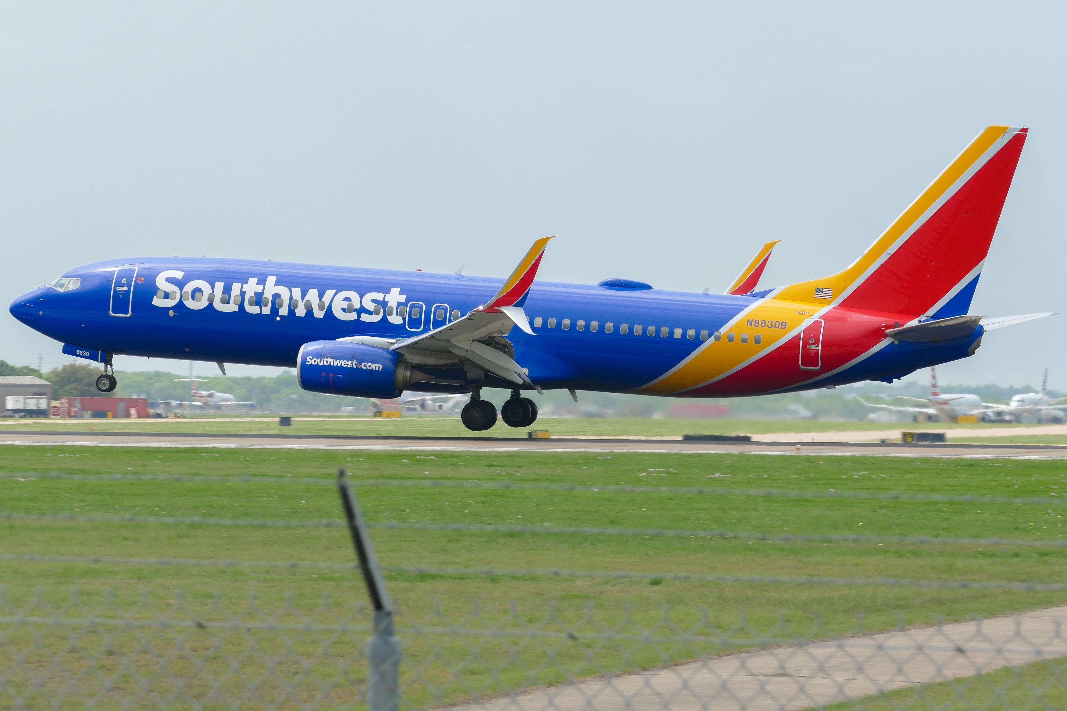 Full size: Southwest Airlines Boeing 737-800 N8630B at Austin-Bergstrom International Airport