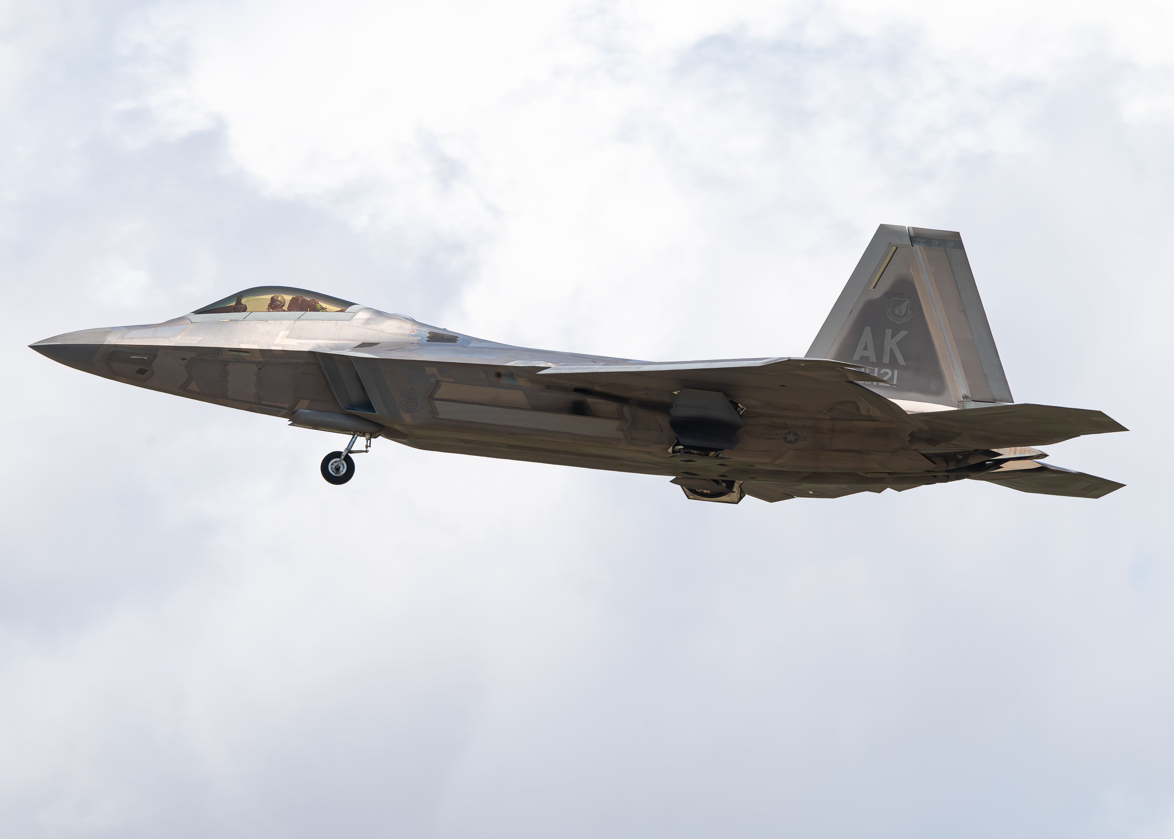 Full size: USAF - United States Air Force Lockheed Martin F-22A Raptor 06-4121 at North Island NAS