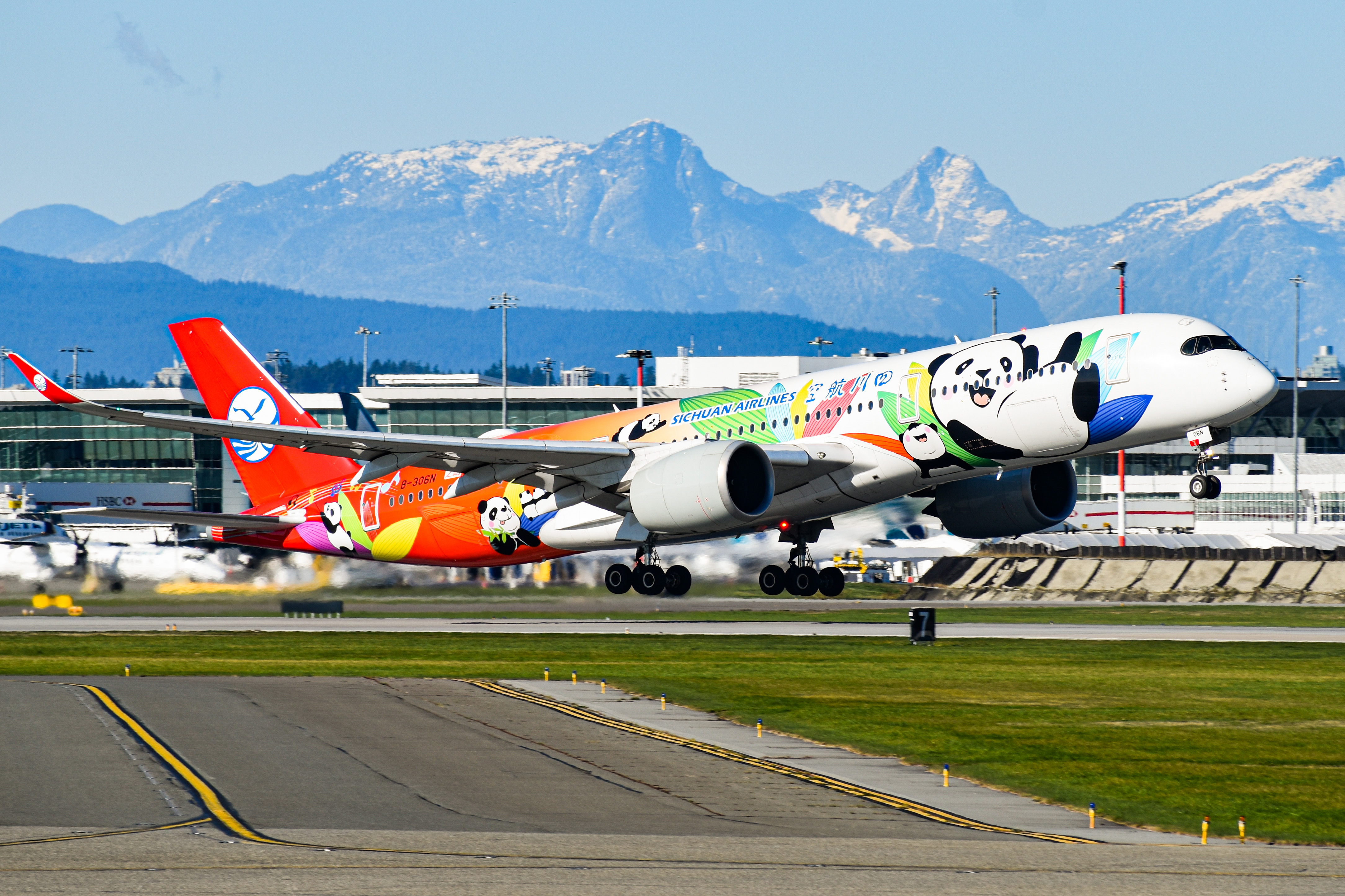 Full size: Sichuan Airlines Airbus A350-900 B-306N at Vancouver International Airport