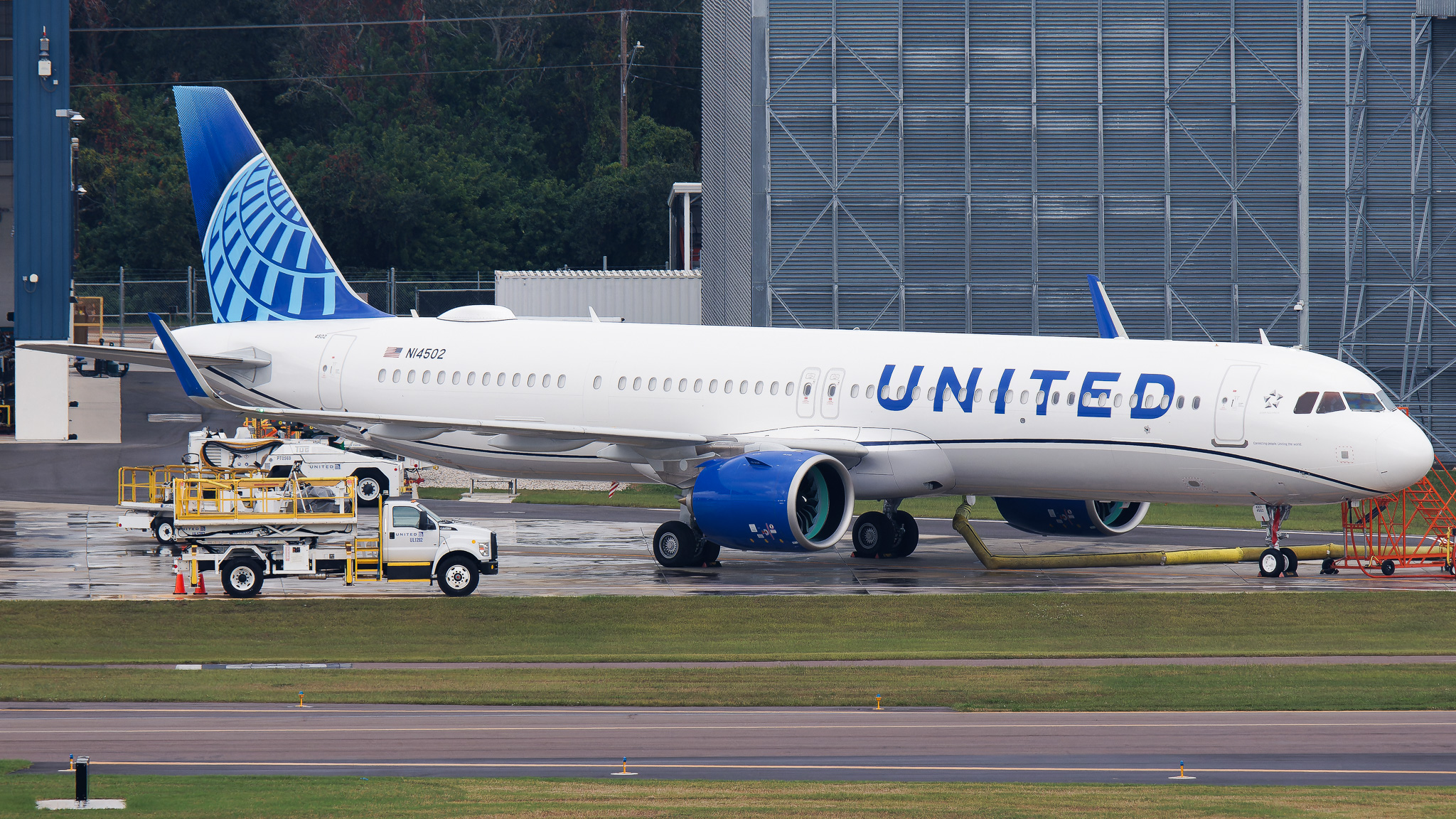 Full size: united Airlines Airbus A321-271NX N14502 at Tampa International Airport