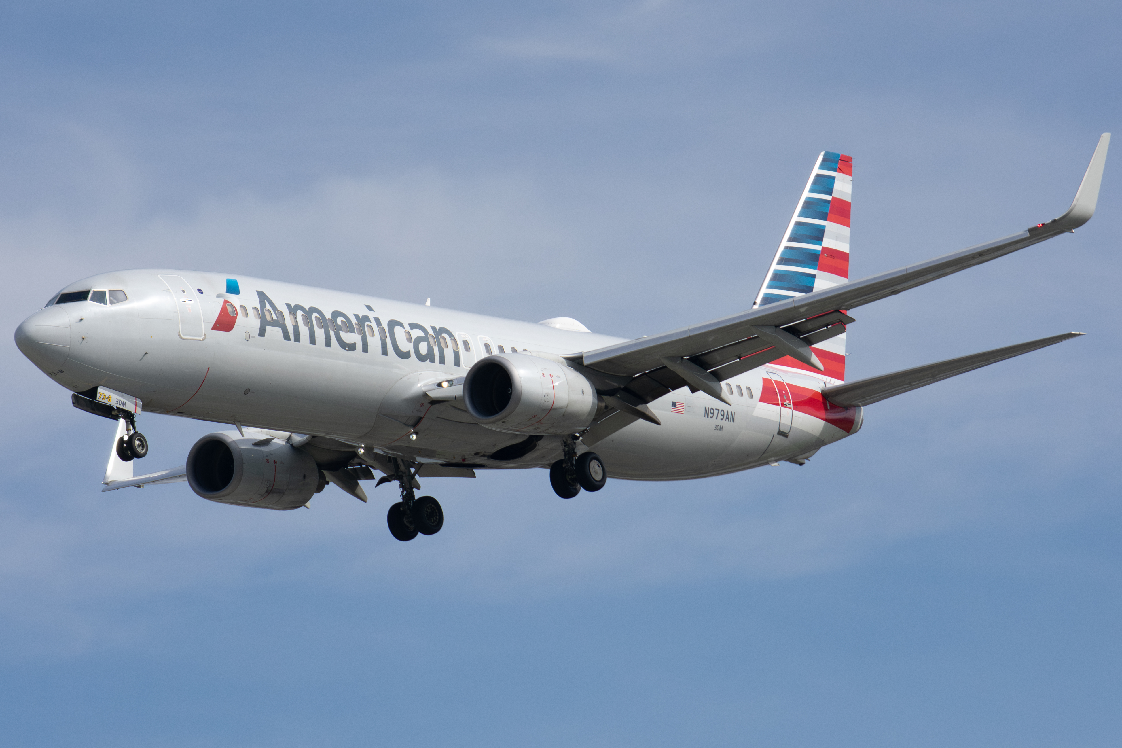 Full size: American Airlines Boeing 737-800 N979AN at Norman Y Mineta San Jose International Airport