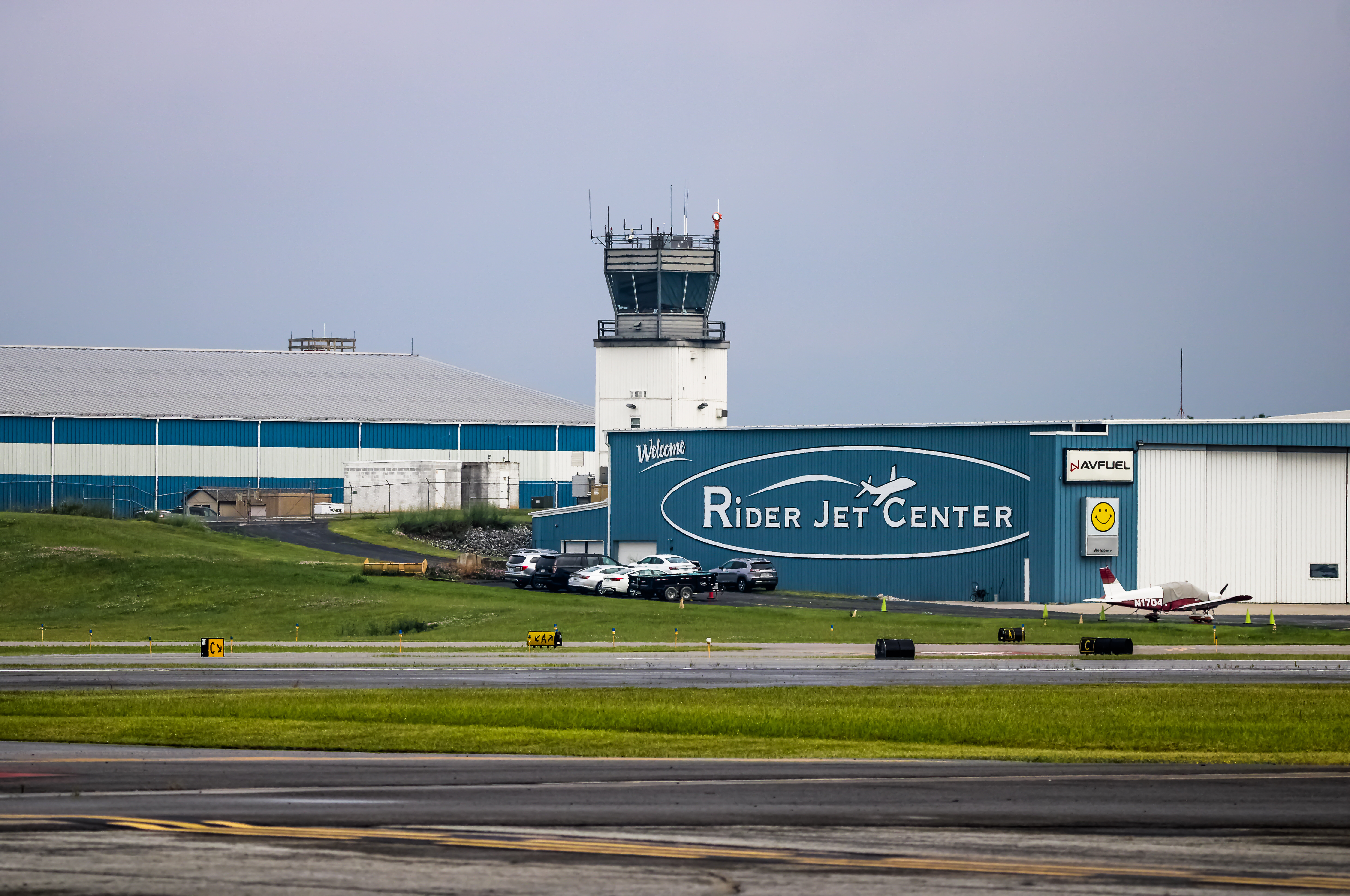 Full size: Airport Photo KHGR at Hagerstown Regional Airport-Richard A Henson Field