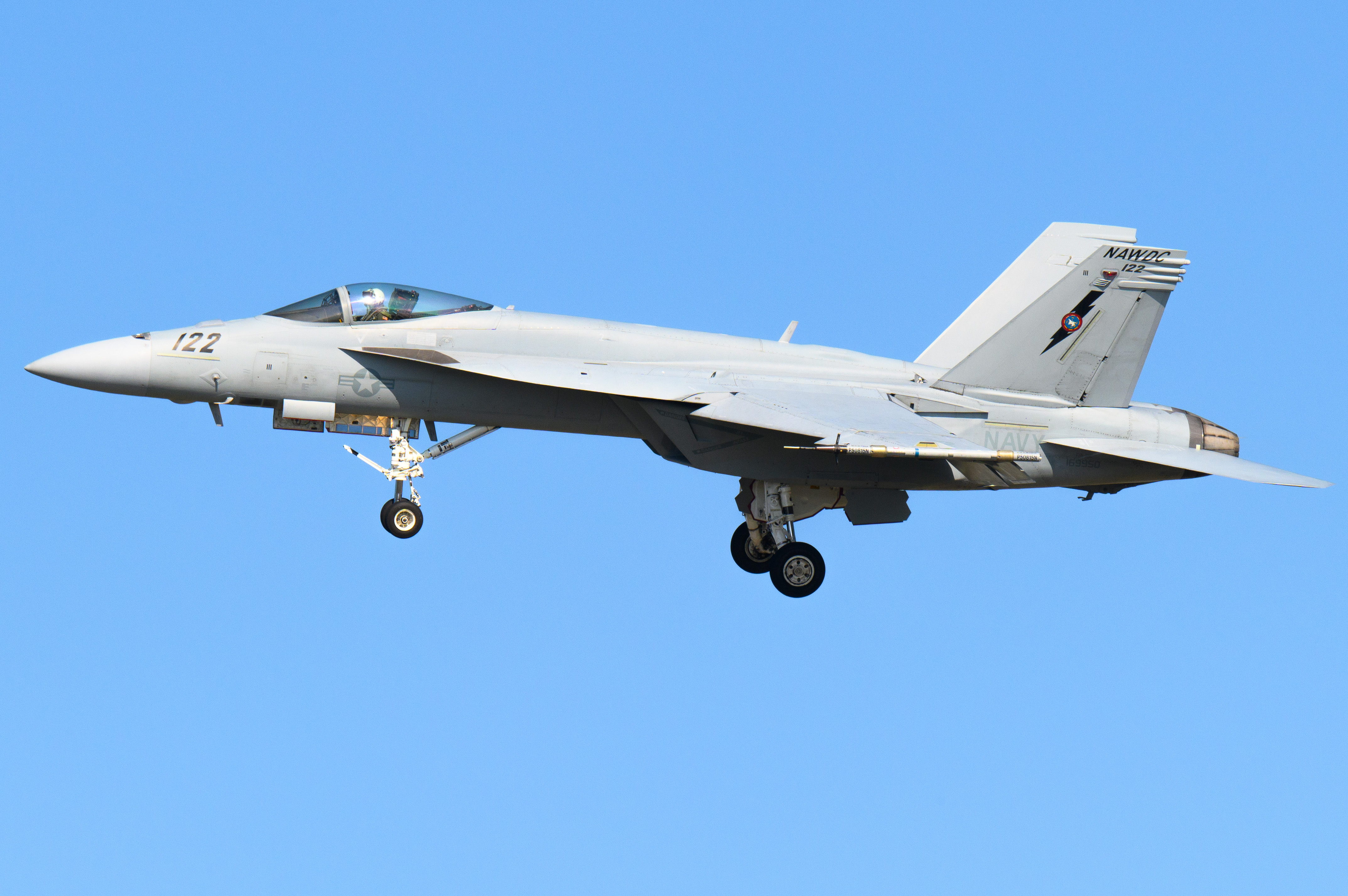 Full size: USN - United States Navy Boeing F/A-18E/F Super Hornet 169950 at North Island NAS
