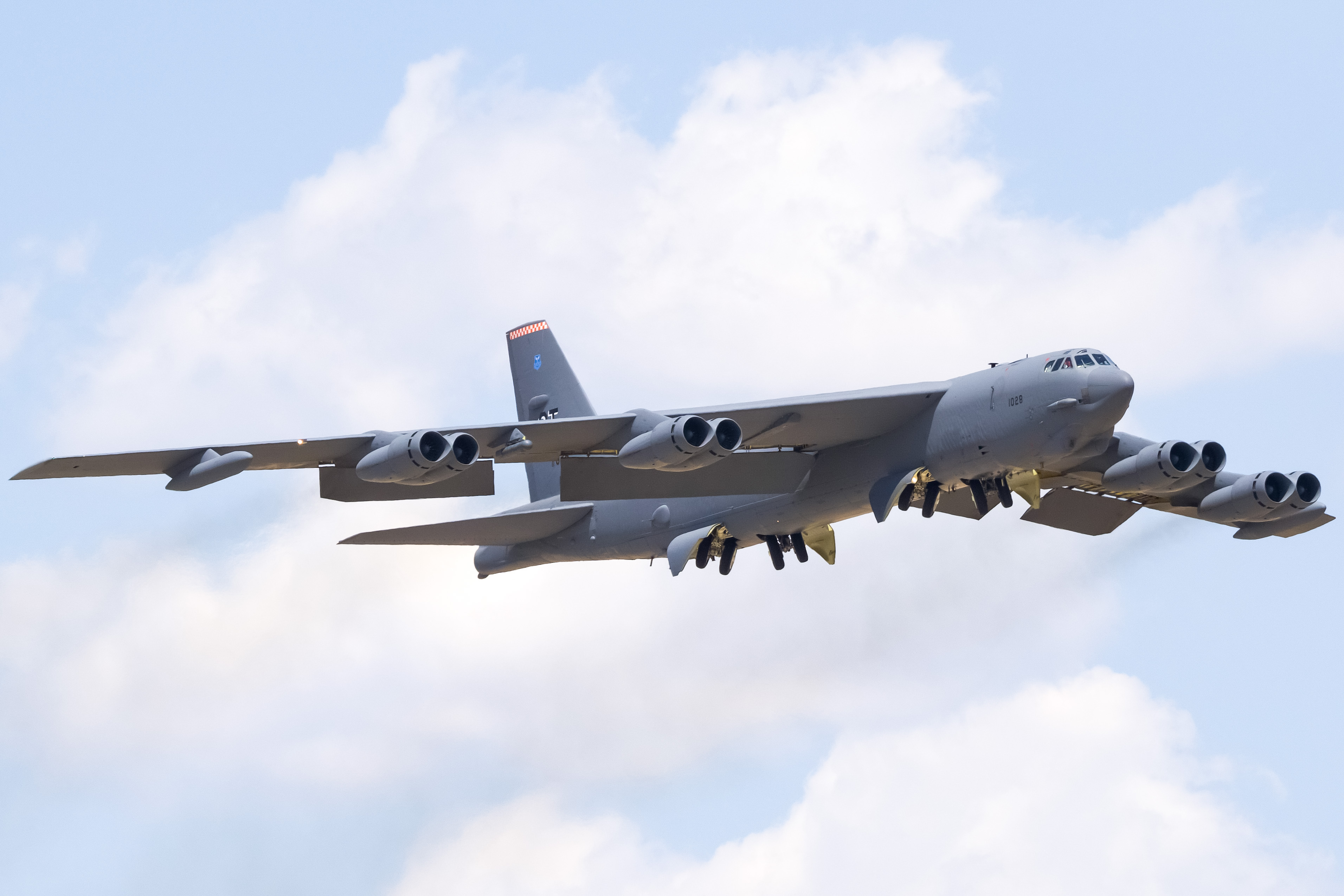 Full size: USAF - United States Air Force B52H 61-0028 at Fort Worth Naval Air Station JRB (Carswell Field) Airport