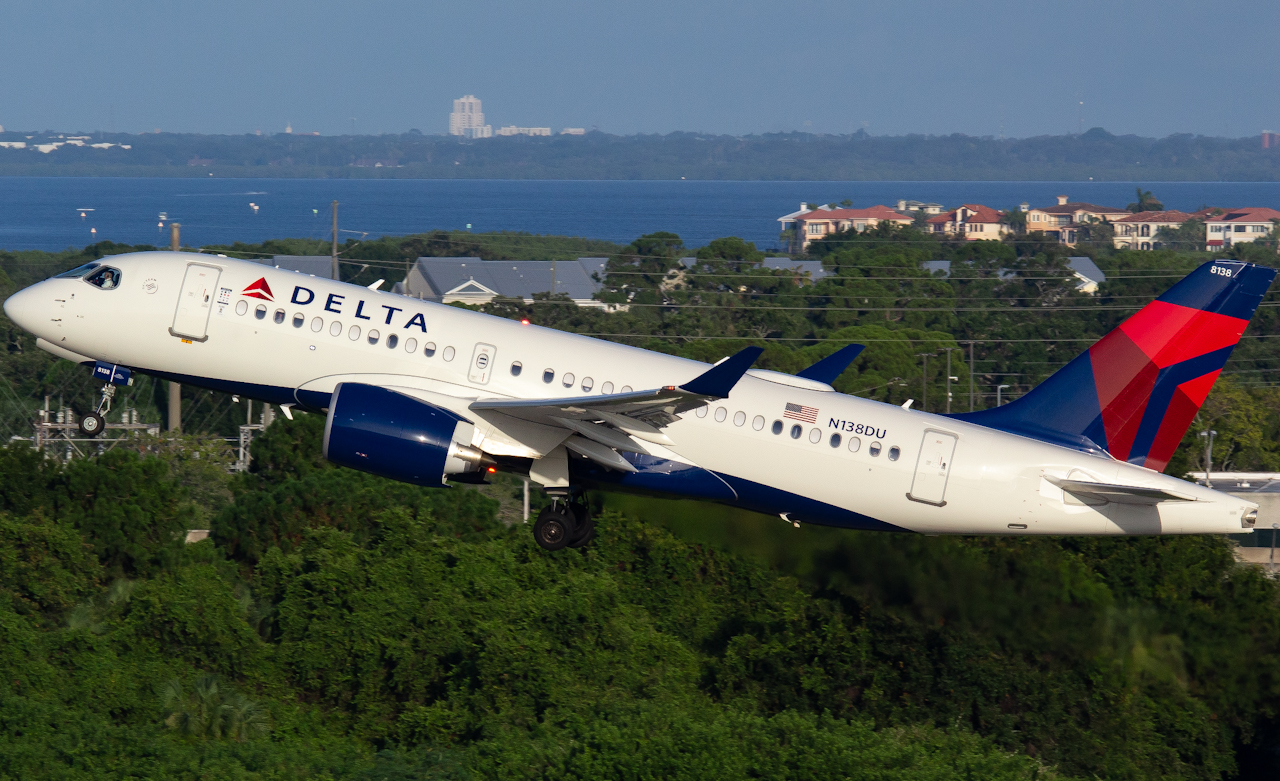Full size: Delta Airlines Airbus A220-100 N138DU at Tampa International Airport