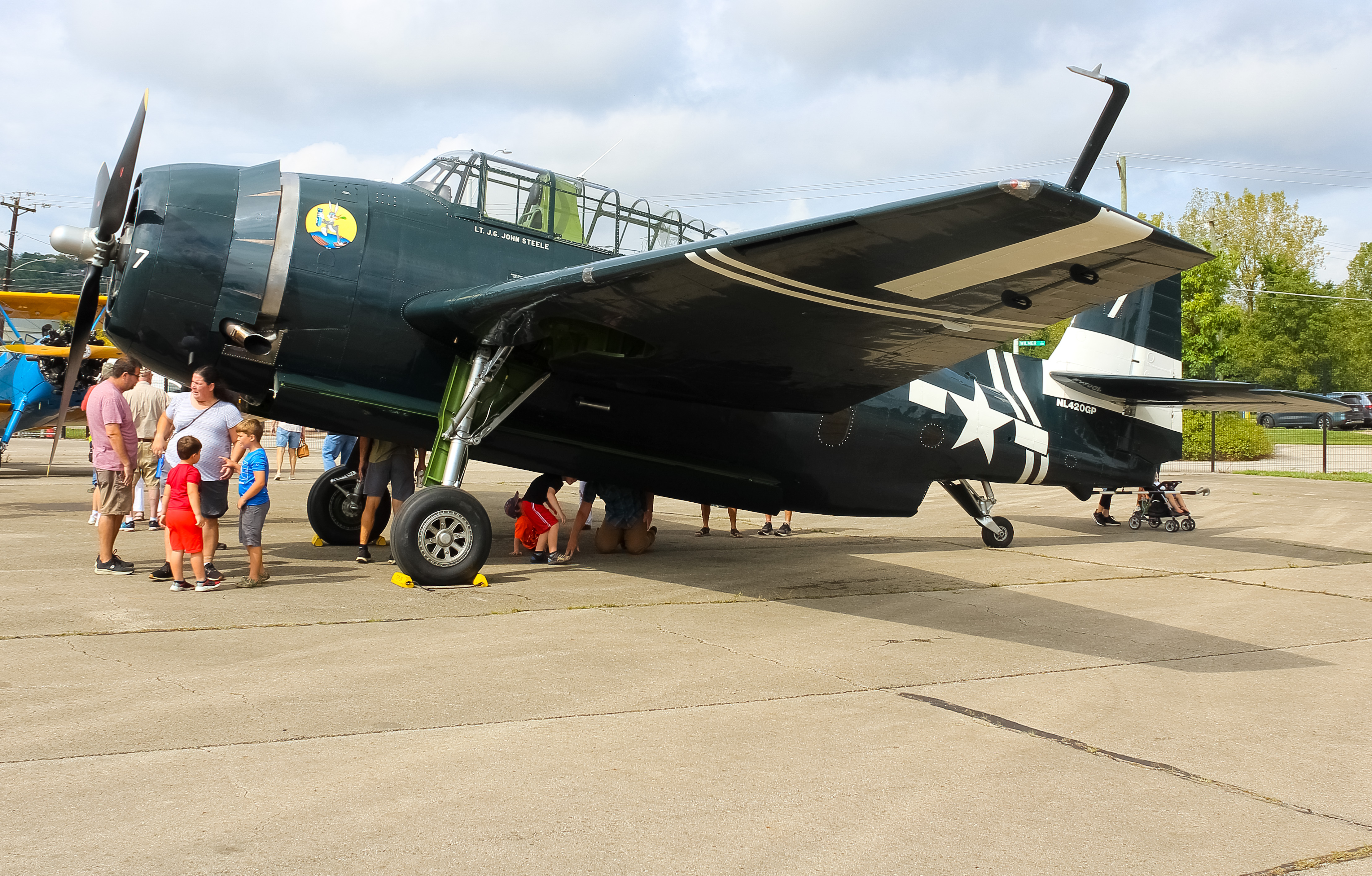 Full size: USN - United States Navy Grumman TBM 3 Avenger NL420GP at Cincinnati Municipal Airport/Lunken Field