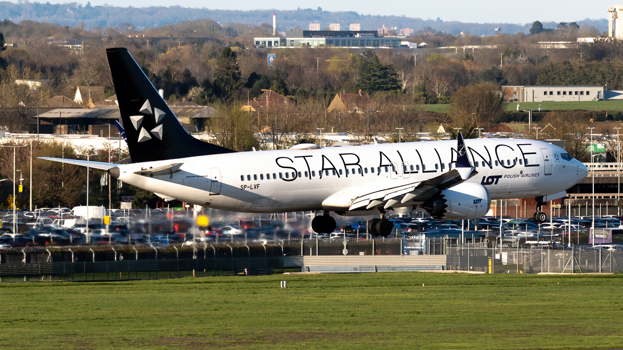 Full size: LOT Polish Airlines Boeing 737 MAX 8 SP-LVF at London Heathrow International Airport
