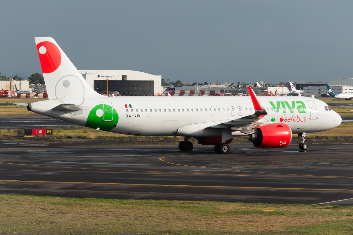Full size: Viva Aerobus Airbus A320NEO XA-VIM at Mexico City International Airport