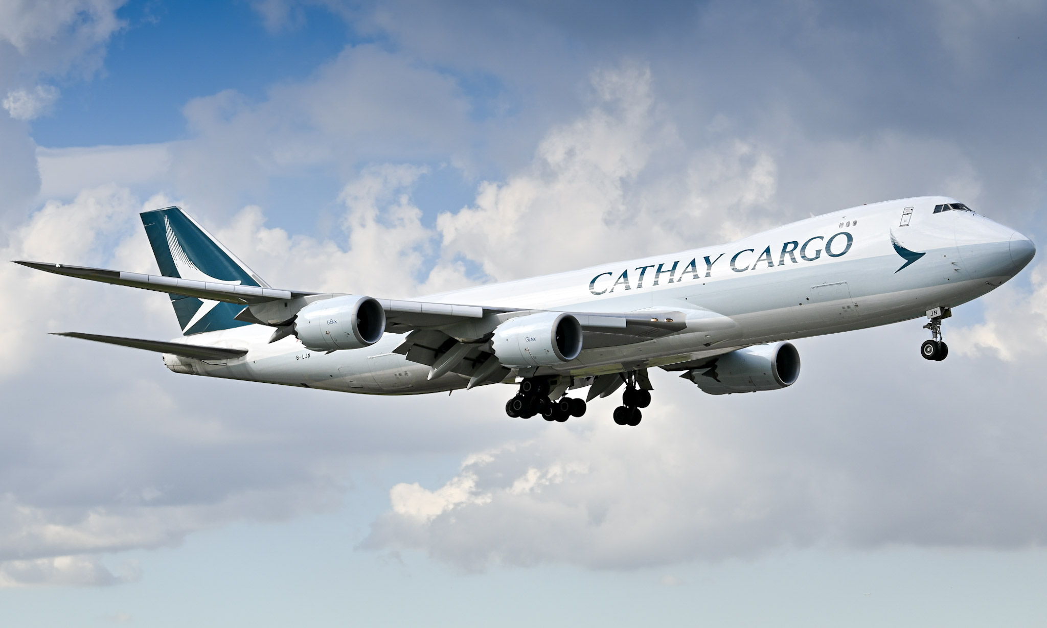 Full size: Cathay Pacific Cargo Boeing 747-8F B-LJN at Miami International Airport