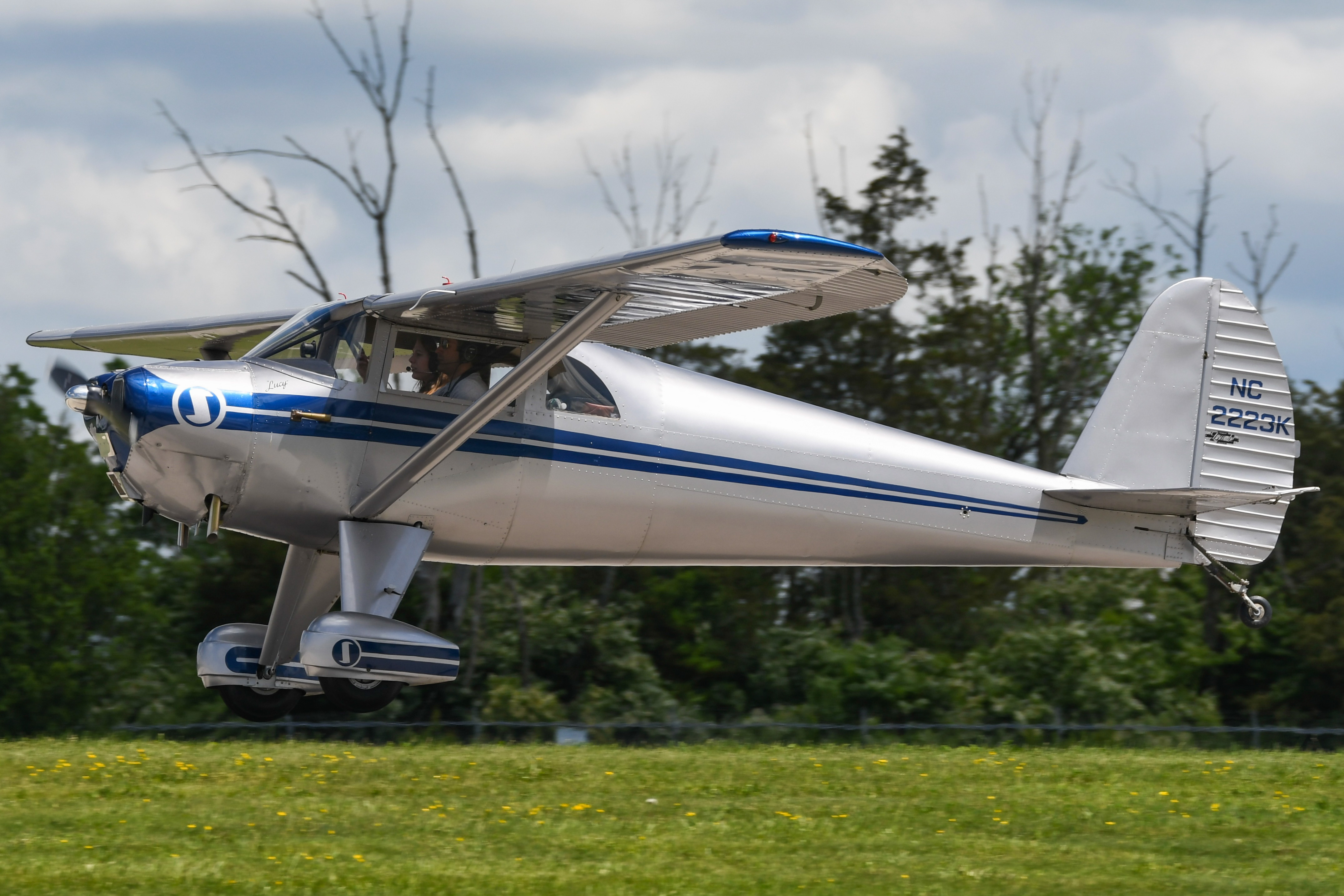 Full size: PRIVATE Luscombe 8 N2223K at Heritage Field Airport