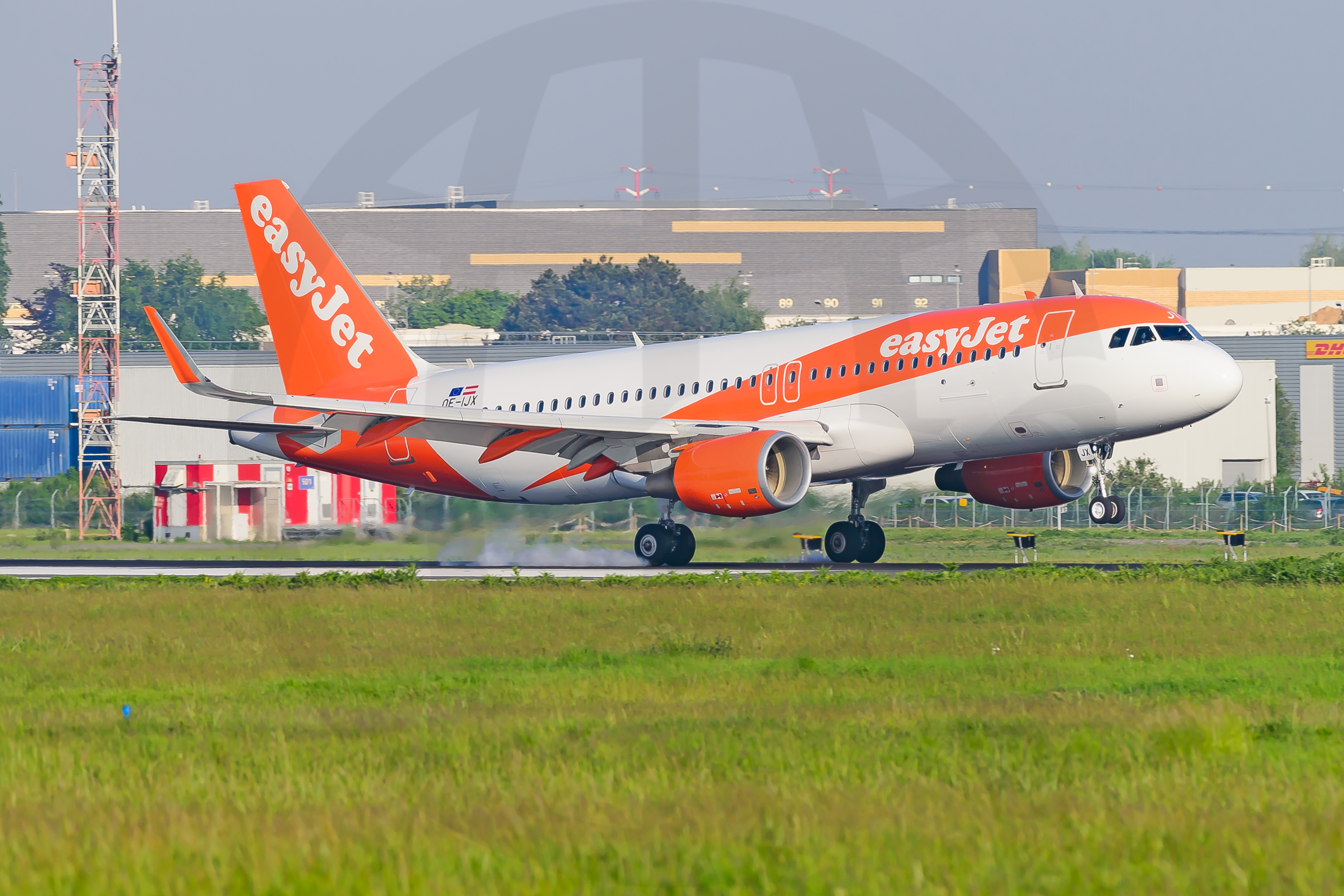 Full size: EasyJet Airbus A320 OE-IJX at Paris Orly Airport