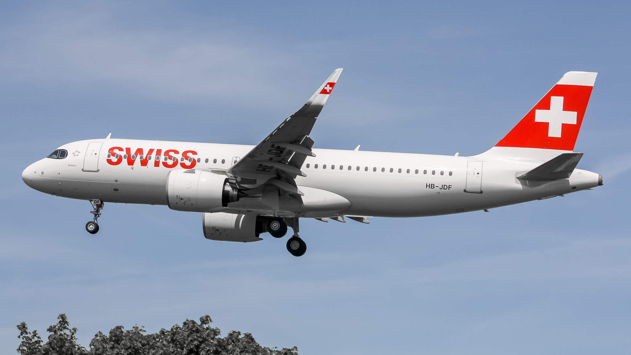 Full size: Swiss International Air Lines Airbus A320NEO HB-JDF at London Heathrow International Airport