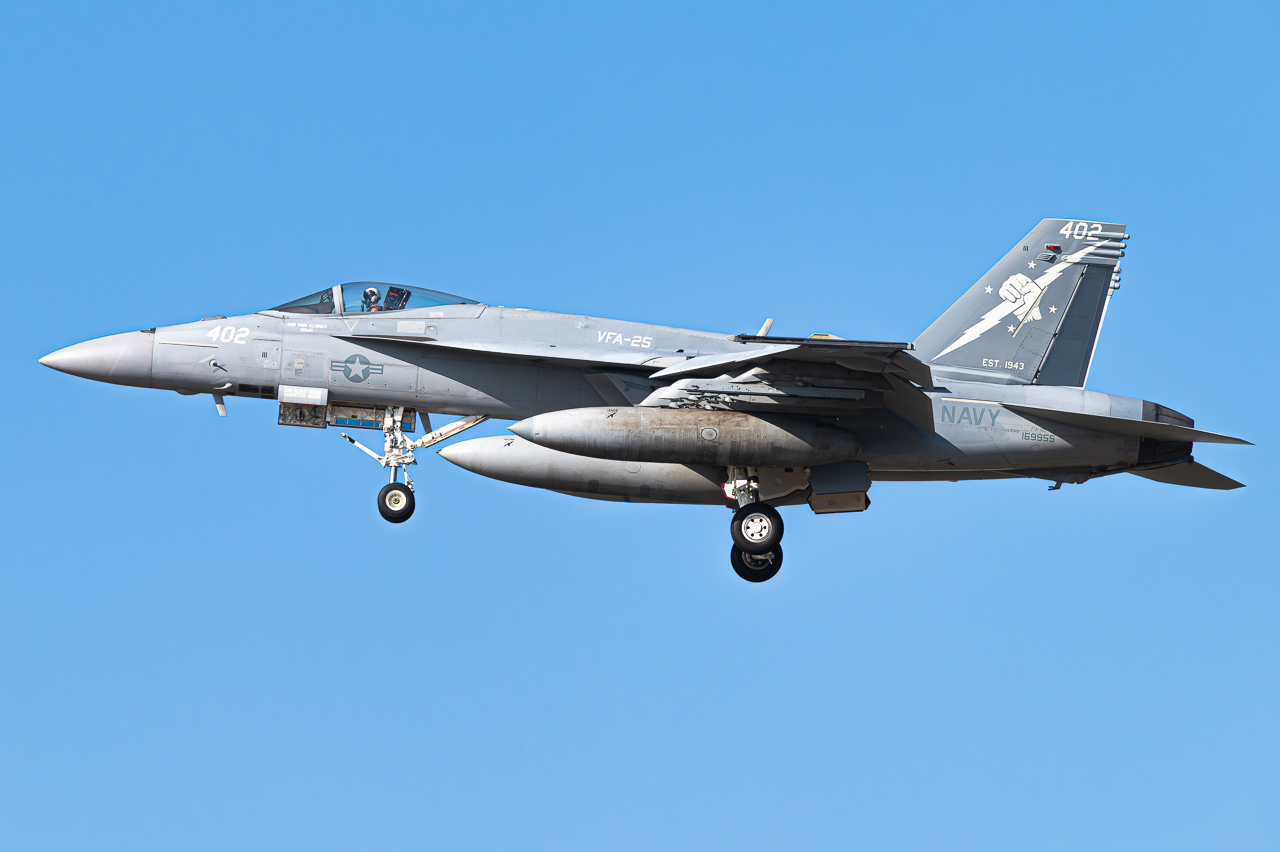 Full size: USN - United States Navy Boeing F/A-18E/F Super Hornet 169955 at North Island NAS
