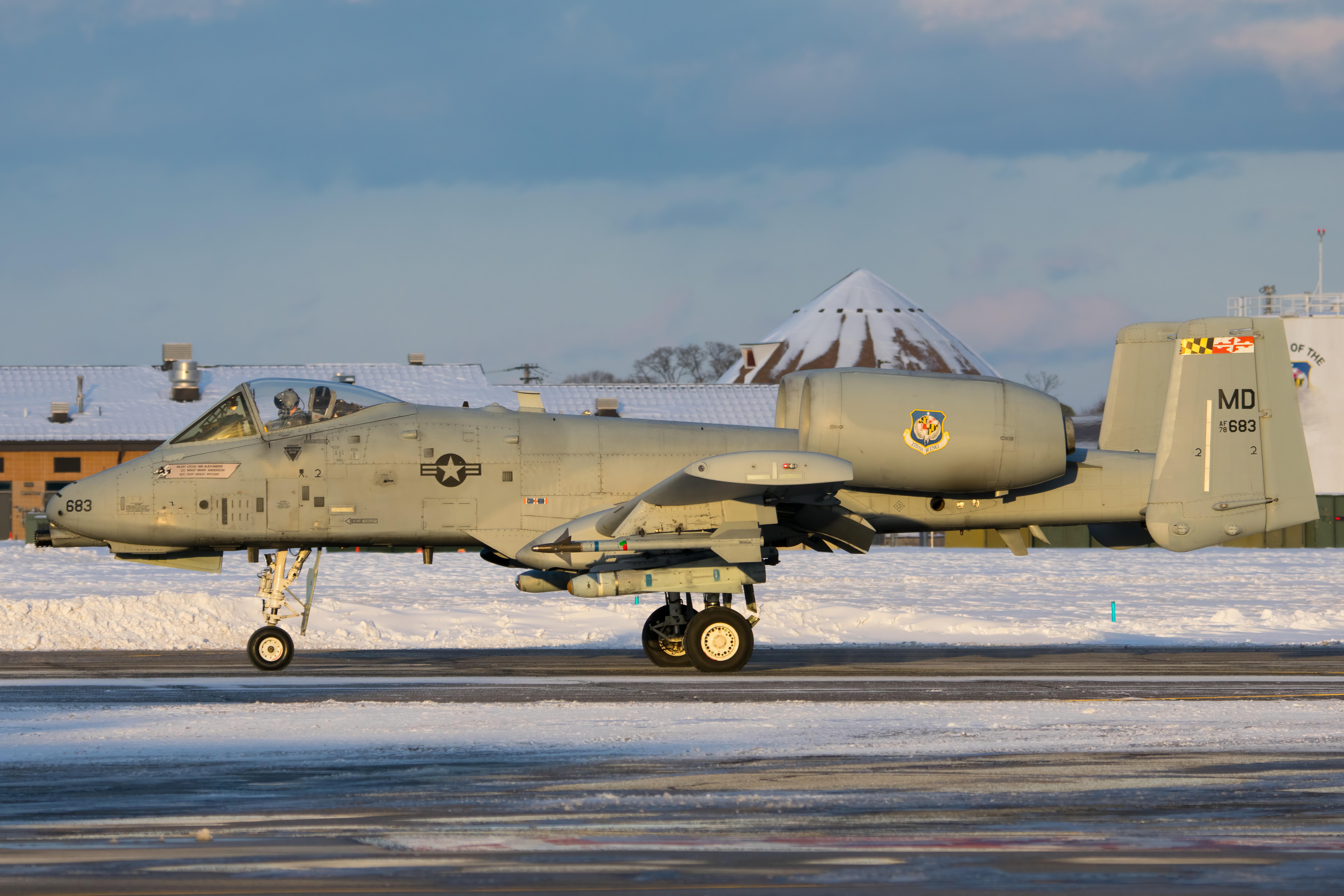 Full size: USAF - United States Air Force Fairchild A-10 Thunderbolt 78-0683 at Martin State Airport