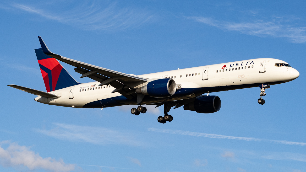 Full size: Delta Airlines Boeing 757-200 N544US at Tampa International Airport