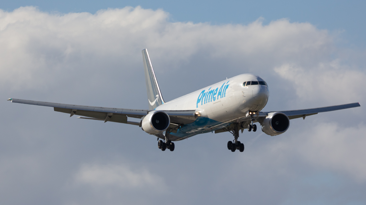 Full size: Prime Air Boeing 767-300F N1499A at Miami International Airport
