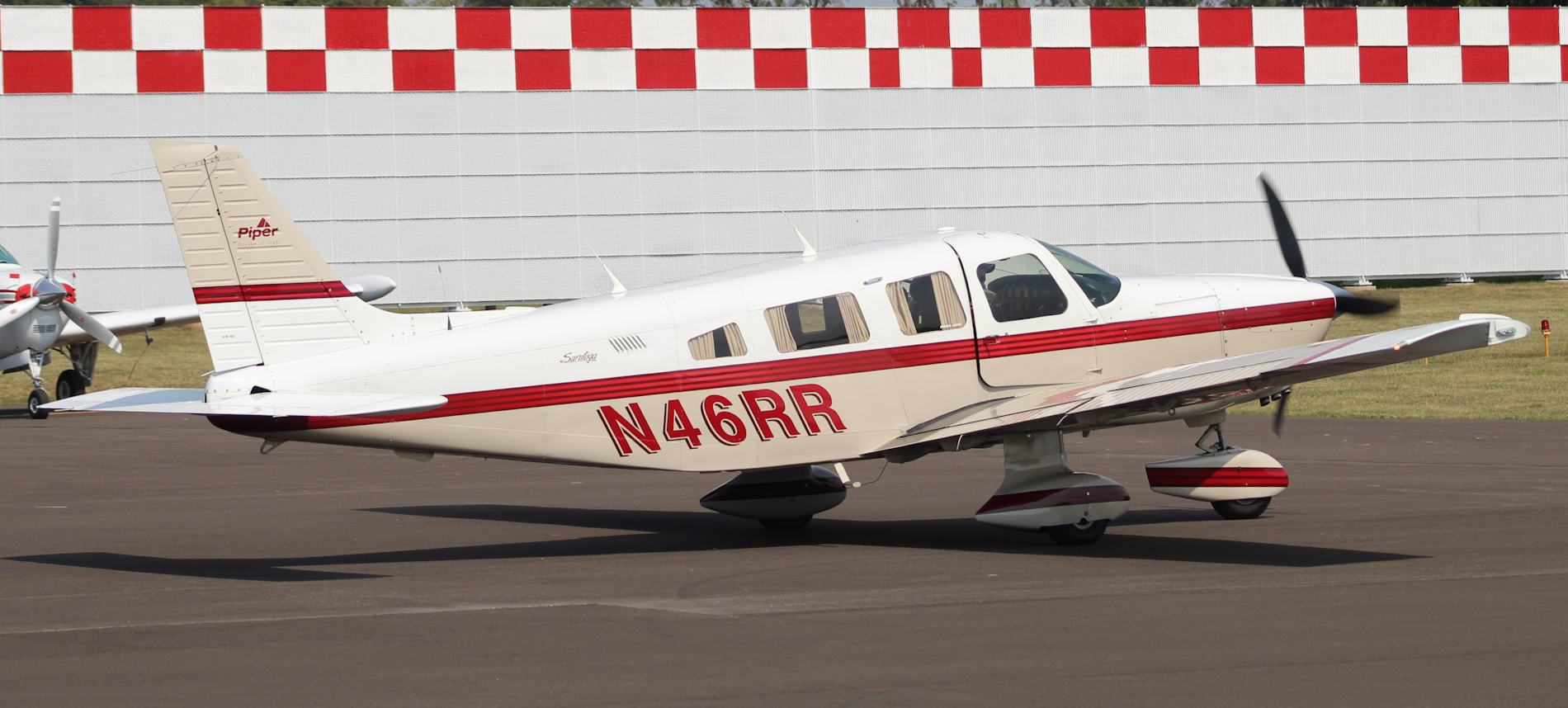 Full size: PRIVATE Piper 32 Saratoga  N46RR at York Airport