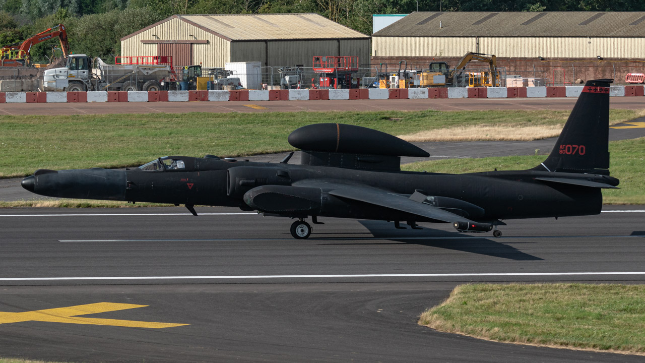 Full size: US Air Force Lockheed U-2  80-070 at Fairford Airport