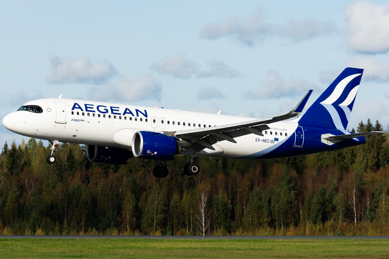 Full size: Aegean Airlines Airbus A320NEO SX-NEC at Helsinki Vantaa Airport