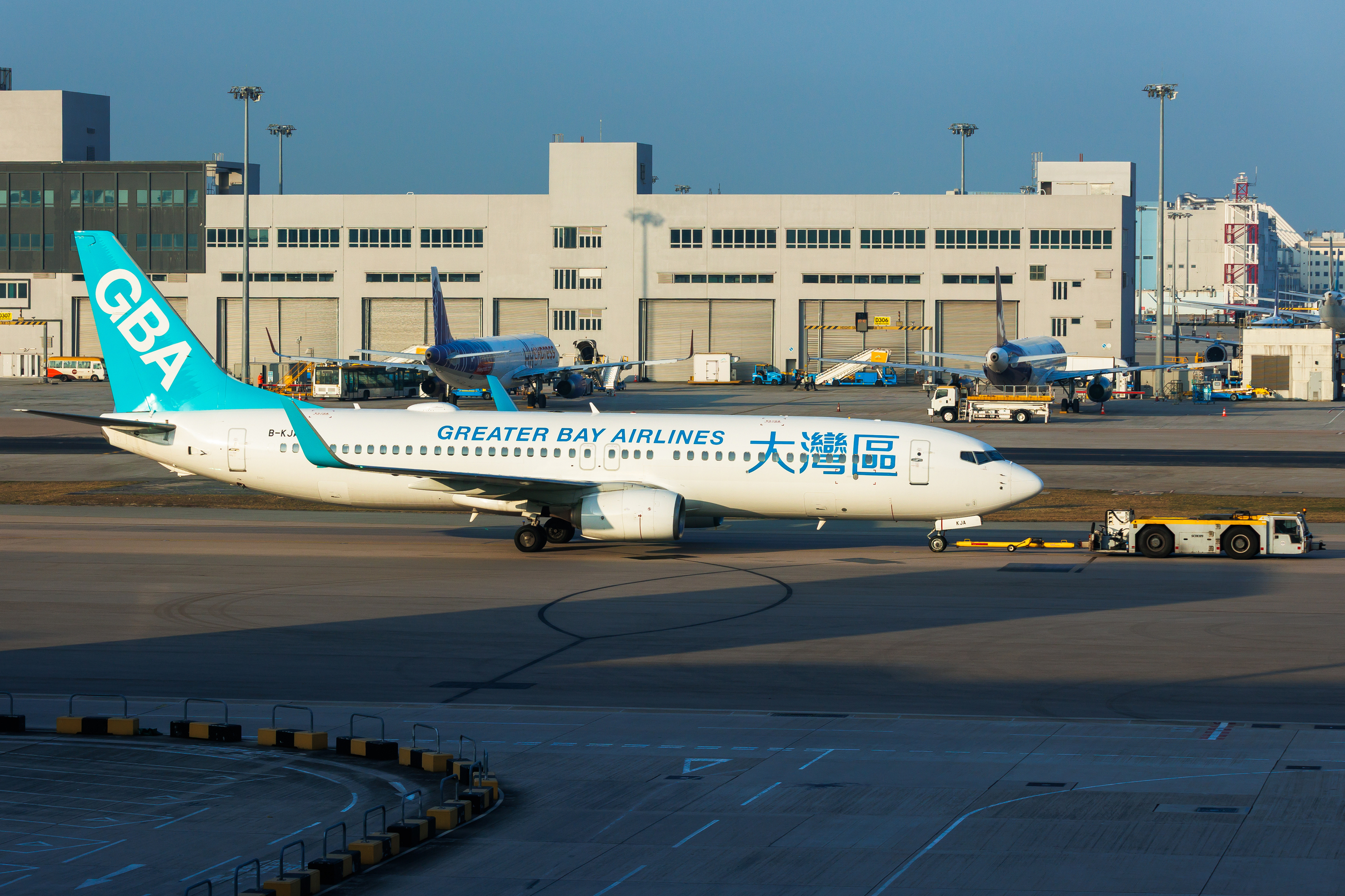 Full size: Greater Bay Airlines Boeing 737-800 B-KJA at Hong Kong International Airport