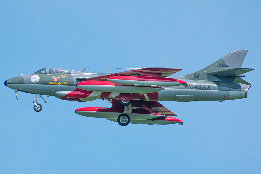 Full size: PRIVATE Hawker Hunter N349AX at Newport News/Williamsburg International Airport