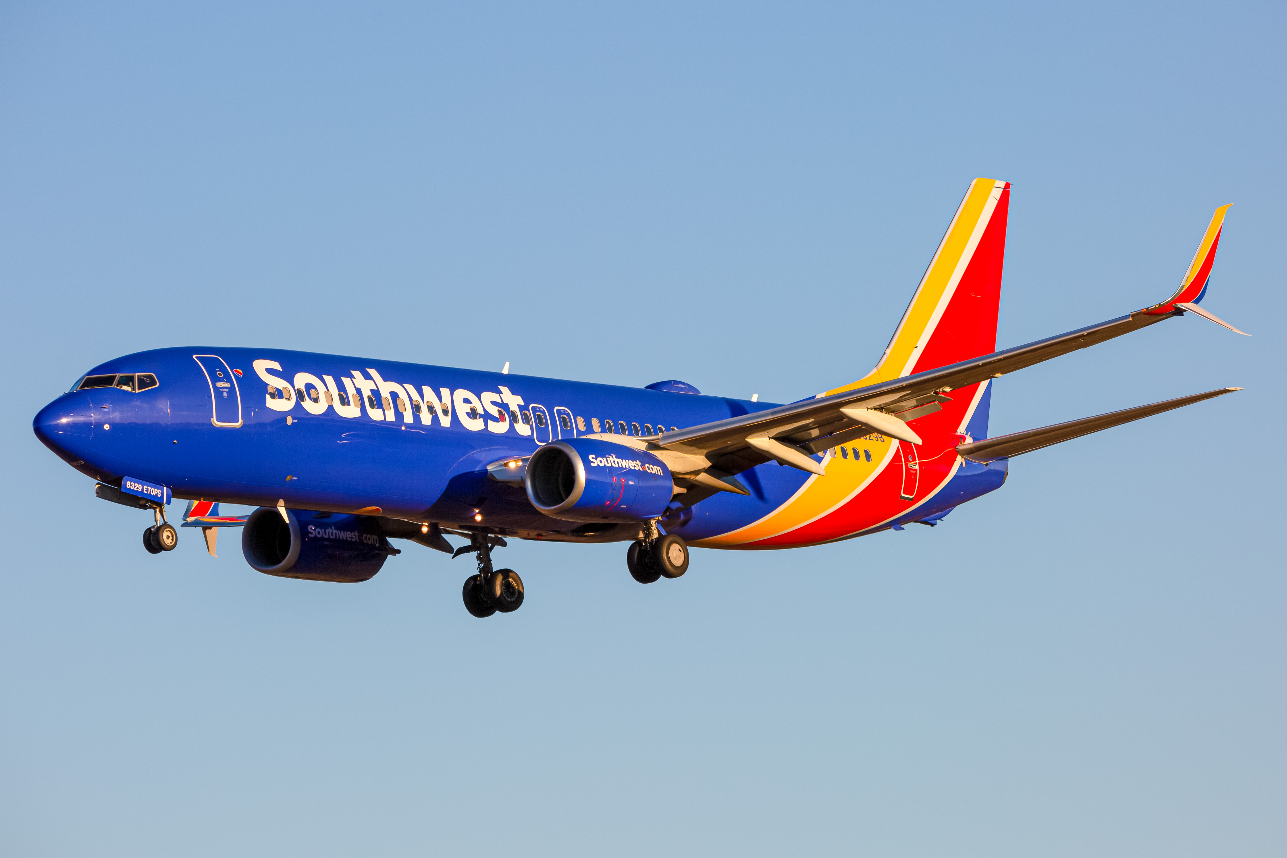Full size: Southwest Airlines Boeing 737-800 N8329B at Baltimore/Washington International Thurgood Marshall Airport