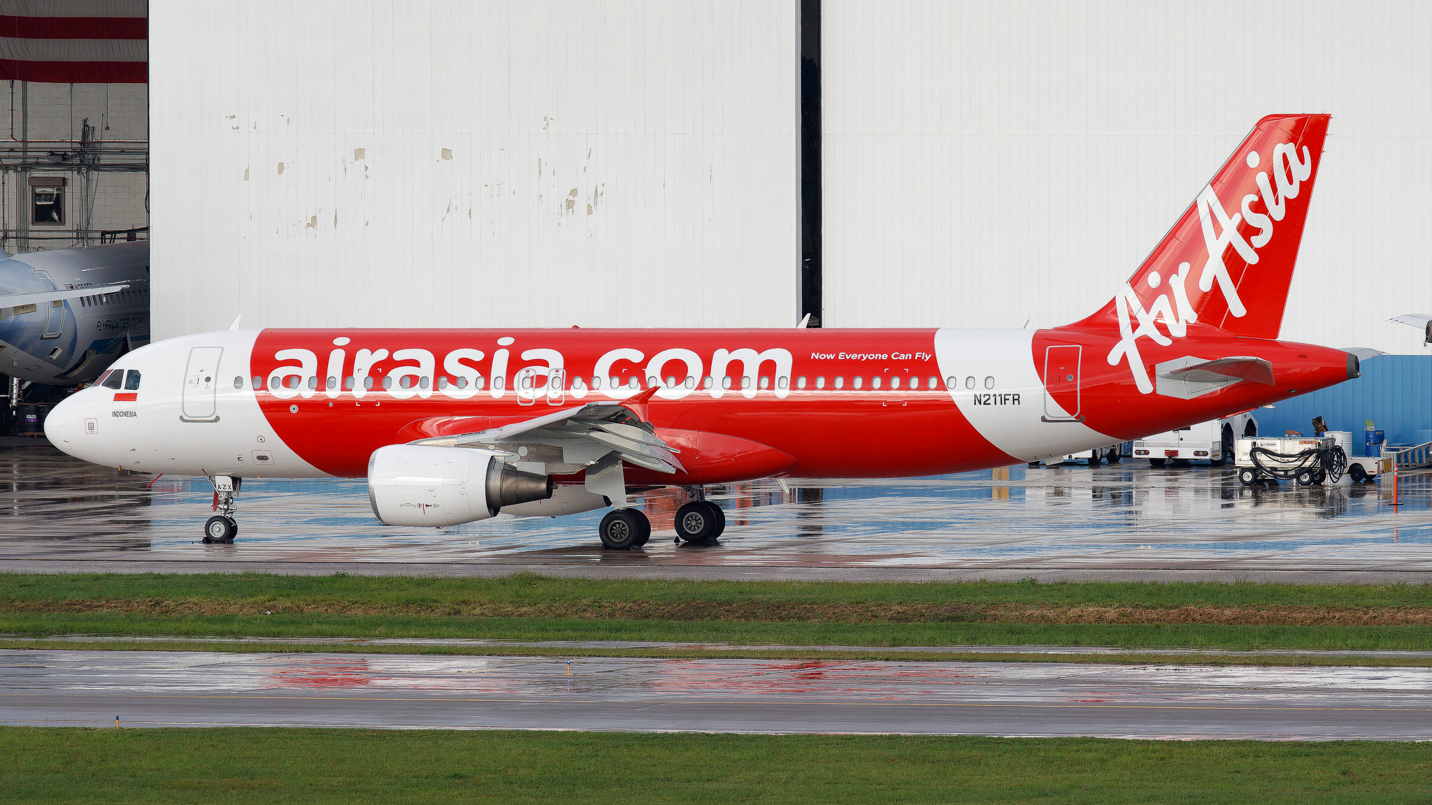 Full size: AirAsia Airbus A320 N211FR at Tampa International Airport