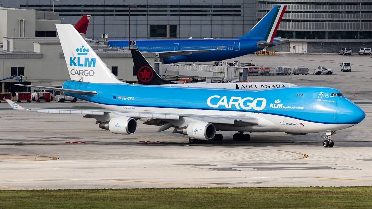 Full size: KLM Cargo Boeing 747-400F PH-CKC at Miami International Airport