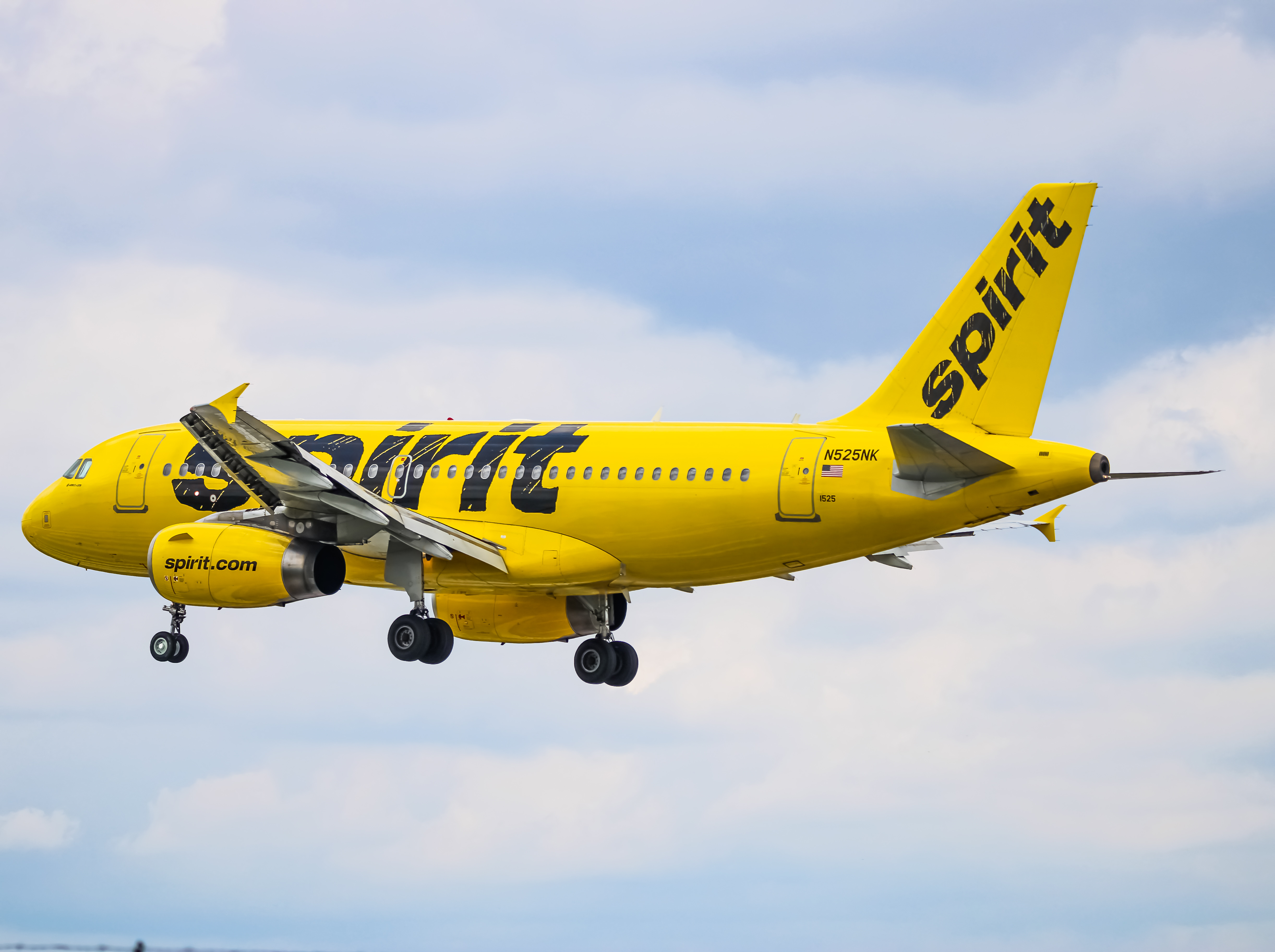 Full size: Spirit Airlines Airbus A319 N525NK at Baltimore/Washington International Thurgood Marshall Airport