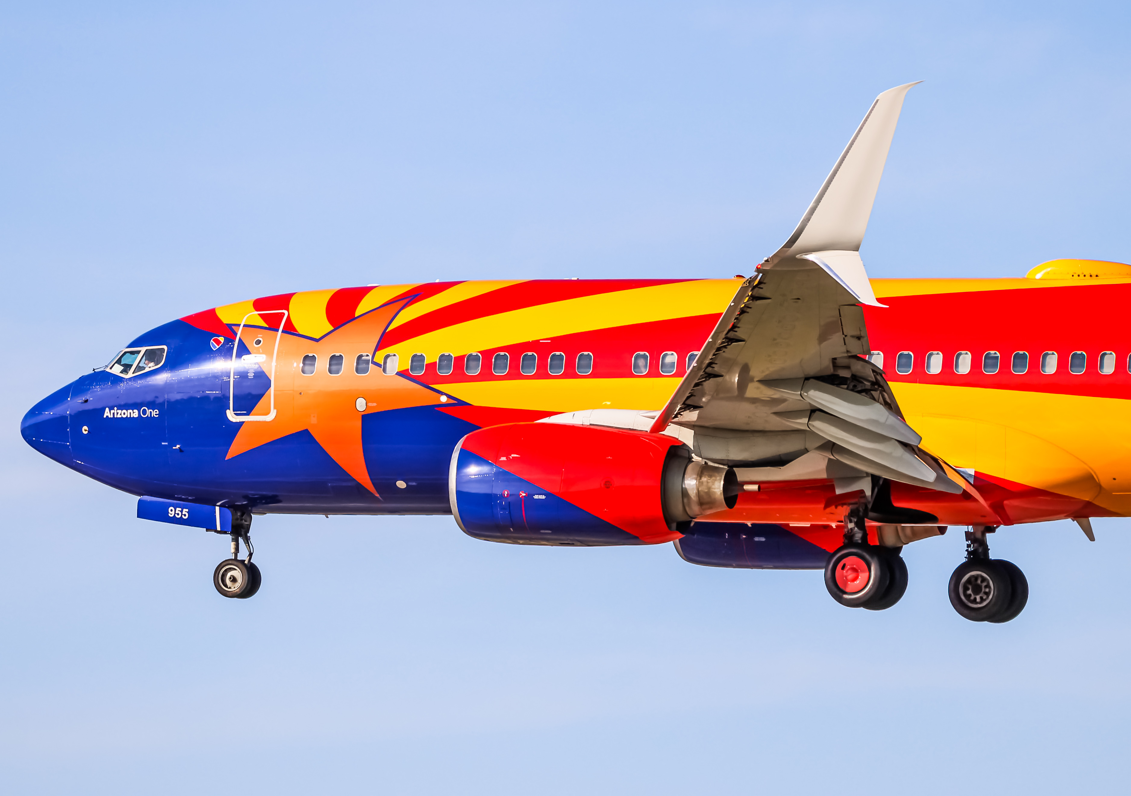 Full size: Southwest Airlines Boeing 737-700 N955WN at Baltimore/Washington International Thurgood Marshall Airport