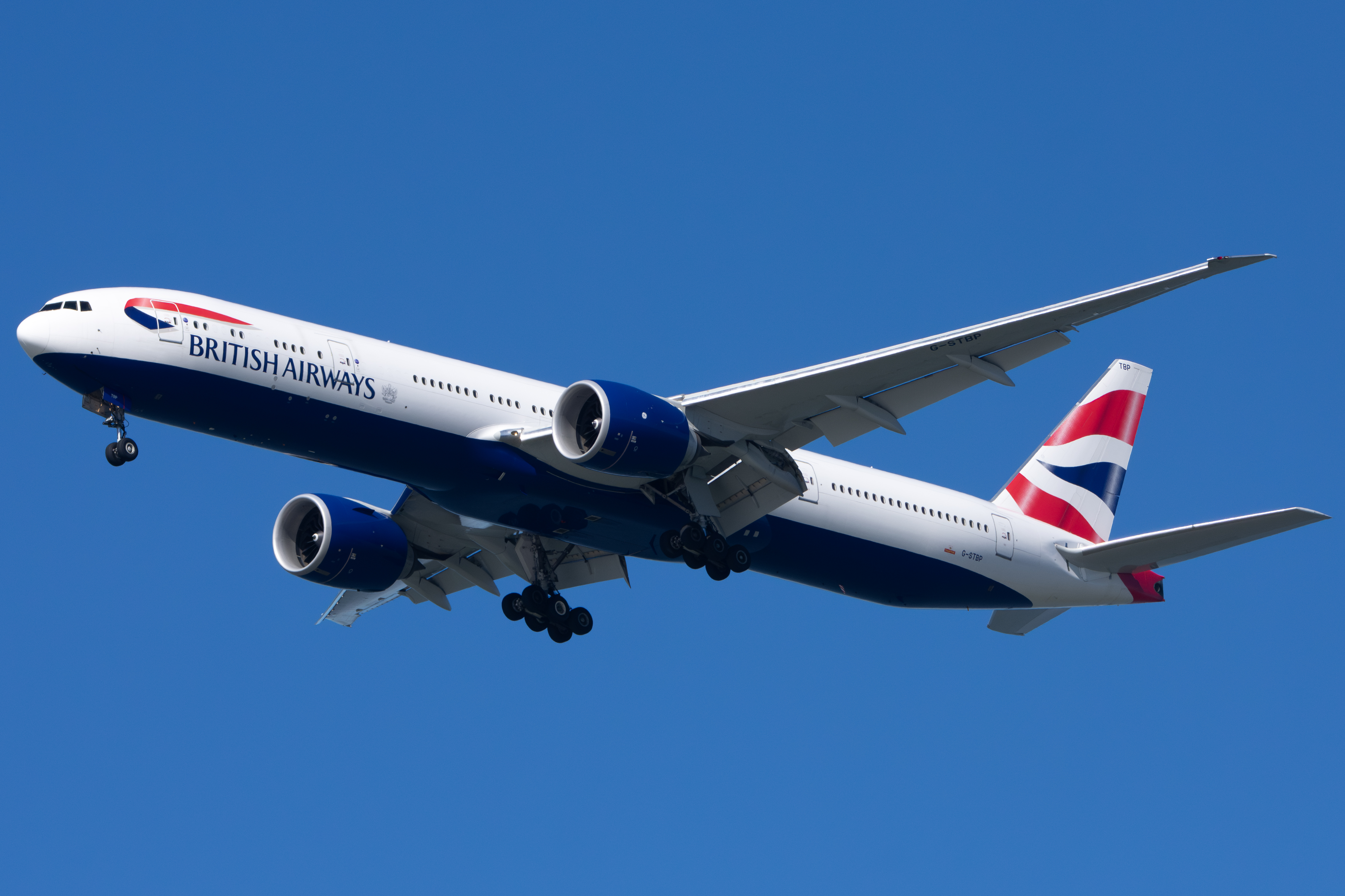 Full size: British Airways Boeing 777-300ER G-STBP at San Francisco International Airport