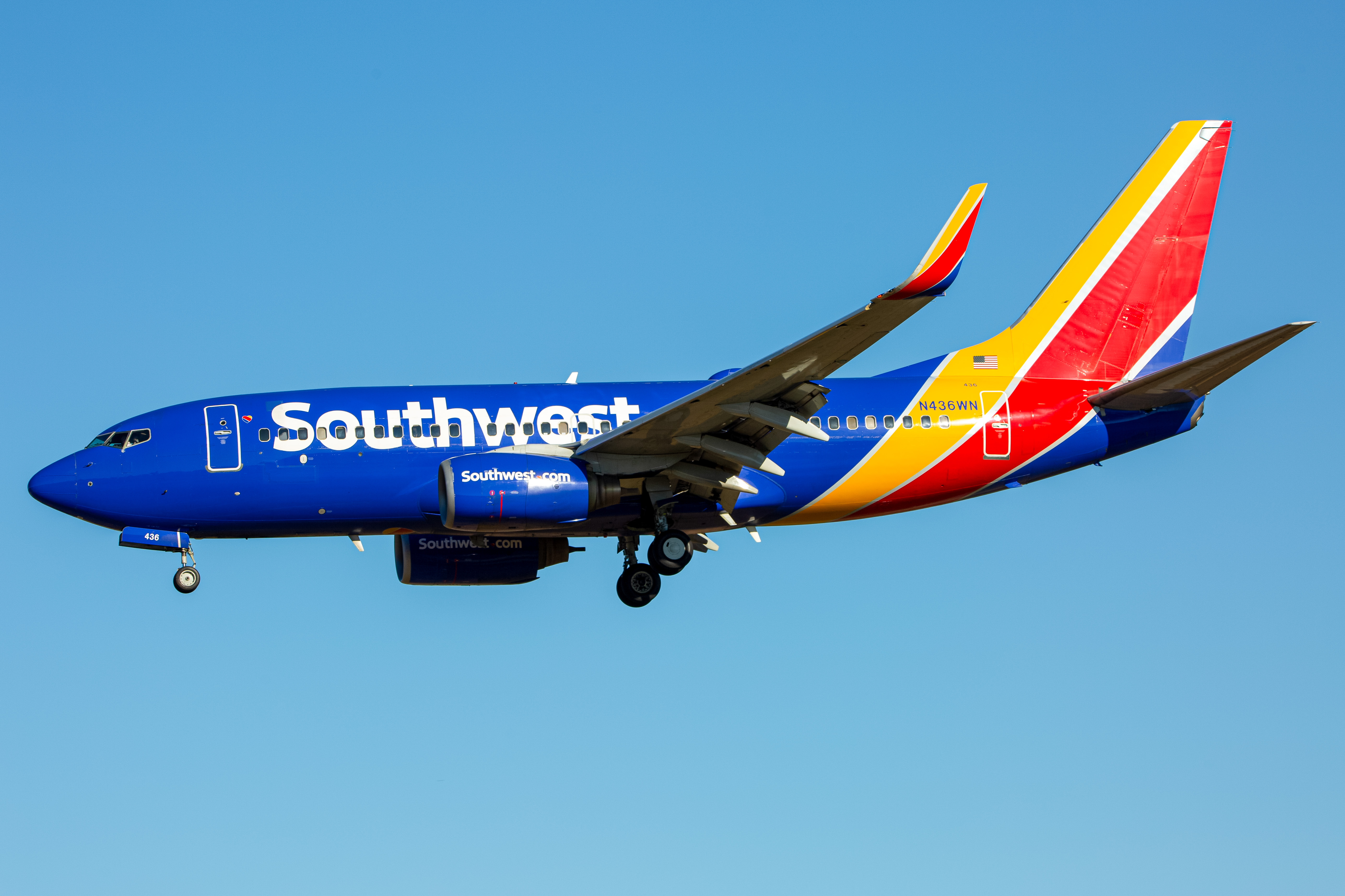 Full size: Southwest Airlines Boeing 737-700 N436WN at Baltimore/Washington International Thurgood Marshall Airport