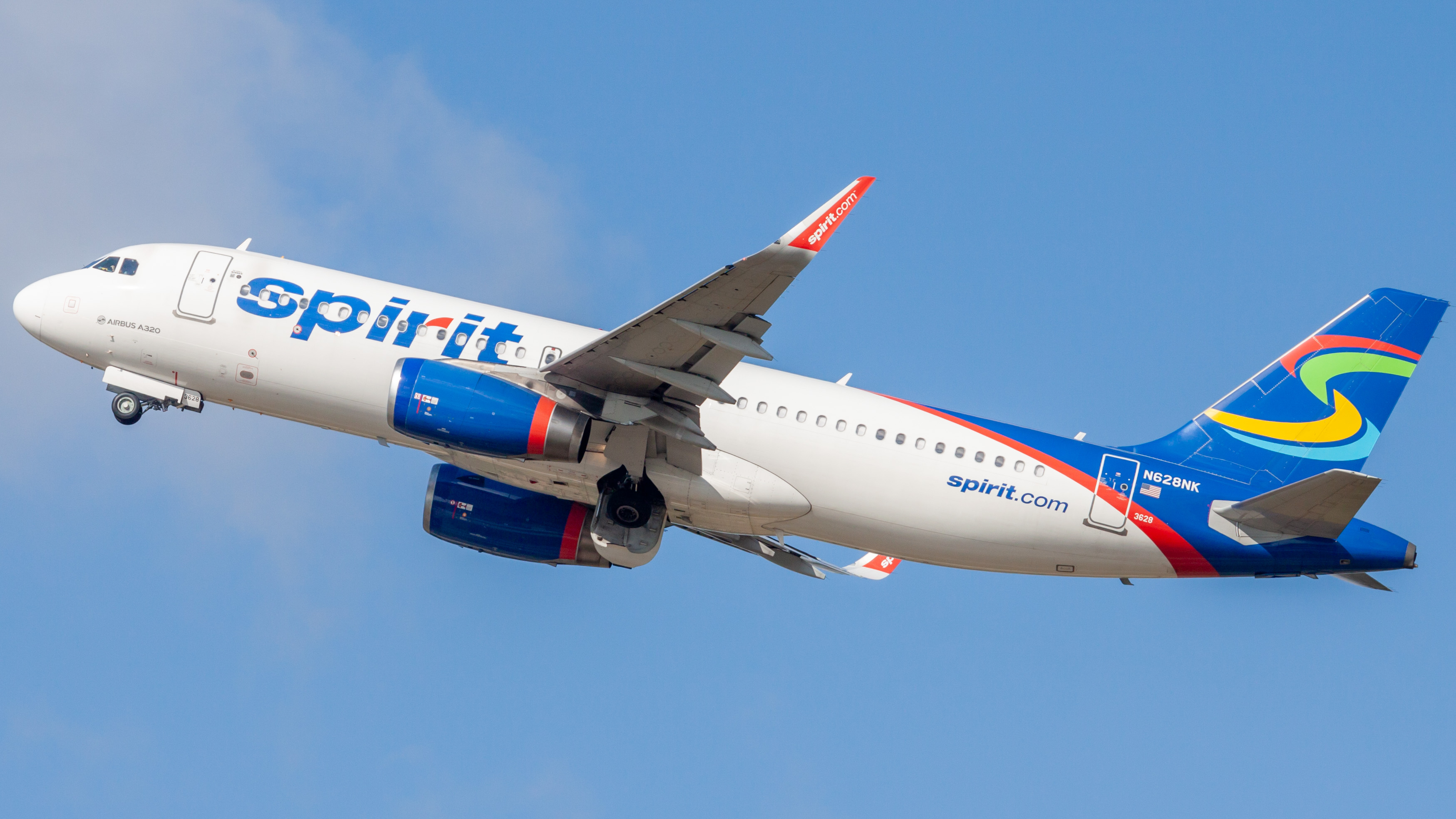 Full size: Spirit Airlines Airbus A320 N628NK at Houston-George Bush Intercontinental Airport