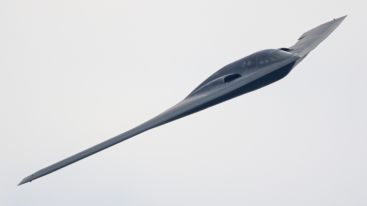 Full size: USAF - United States Air Force Northrop Grumman B-2 Spirit Bomber 88-0331 at Whiteman AFB