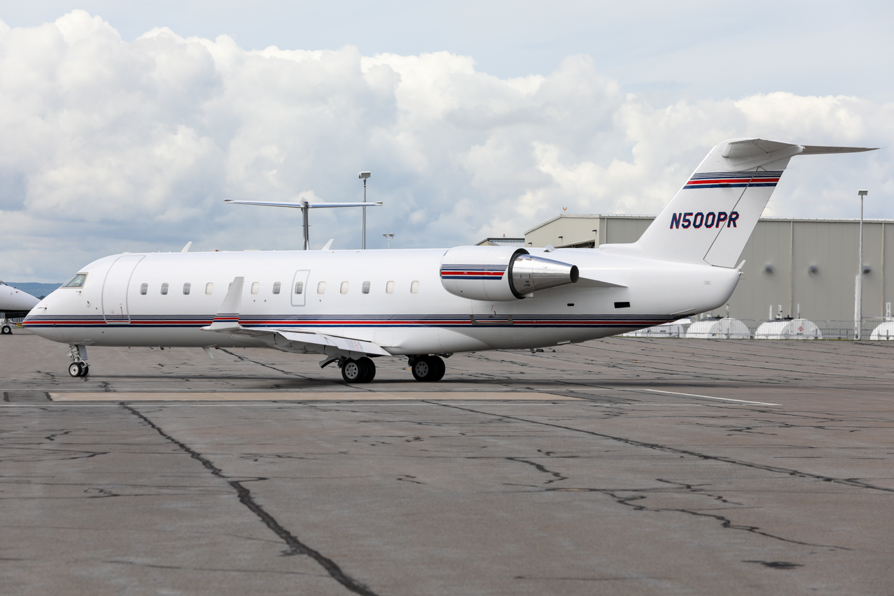 Full size: PRIVATE Mitsubishi CRJ-200 N500PR at Avoca Wilkes-Barre/Scranton International Airport